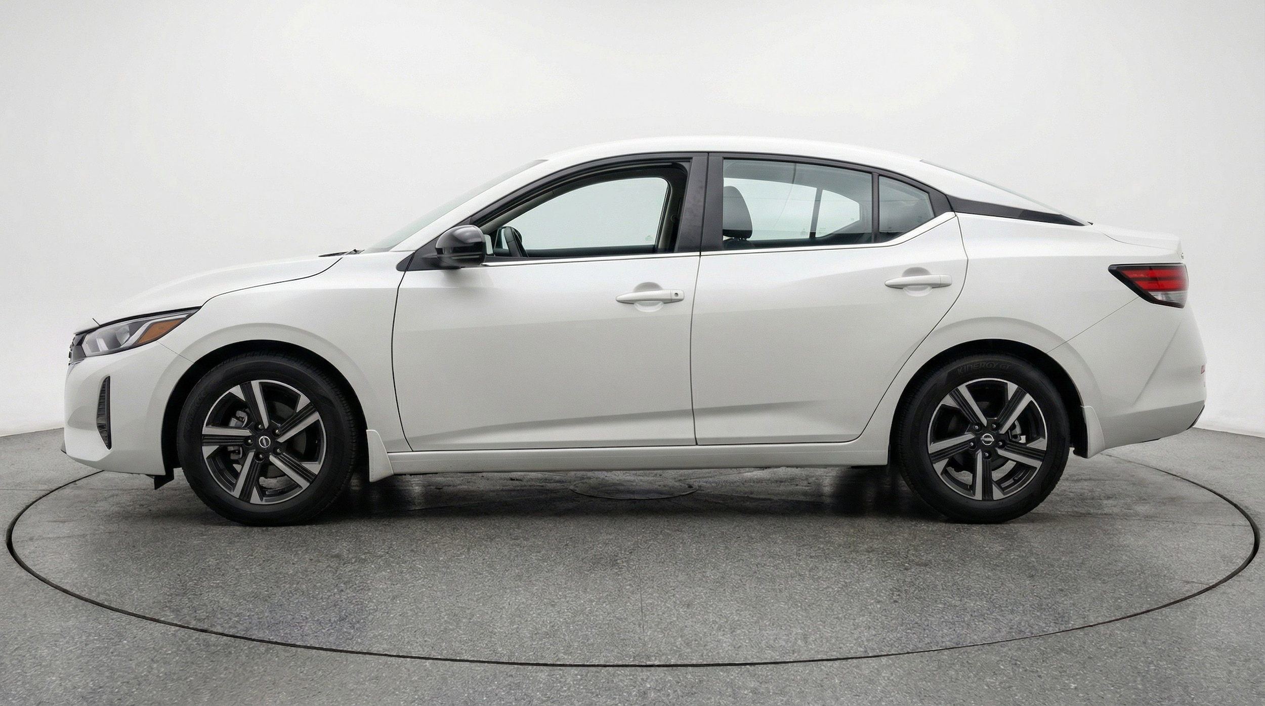 Thumbnail: 2025 Nissan Sentra - 5
