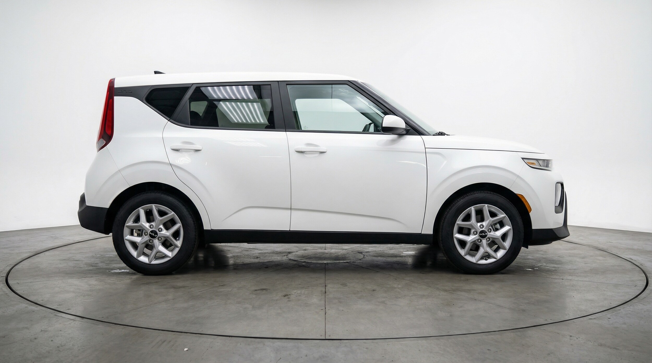 Thumbnail: 2025 Kia Soul - 8