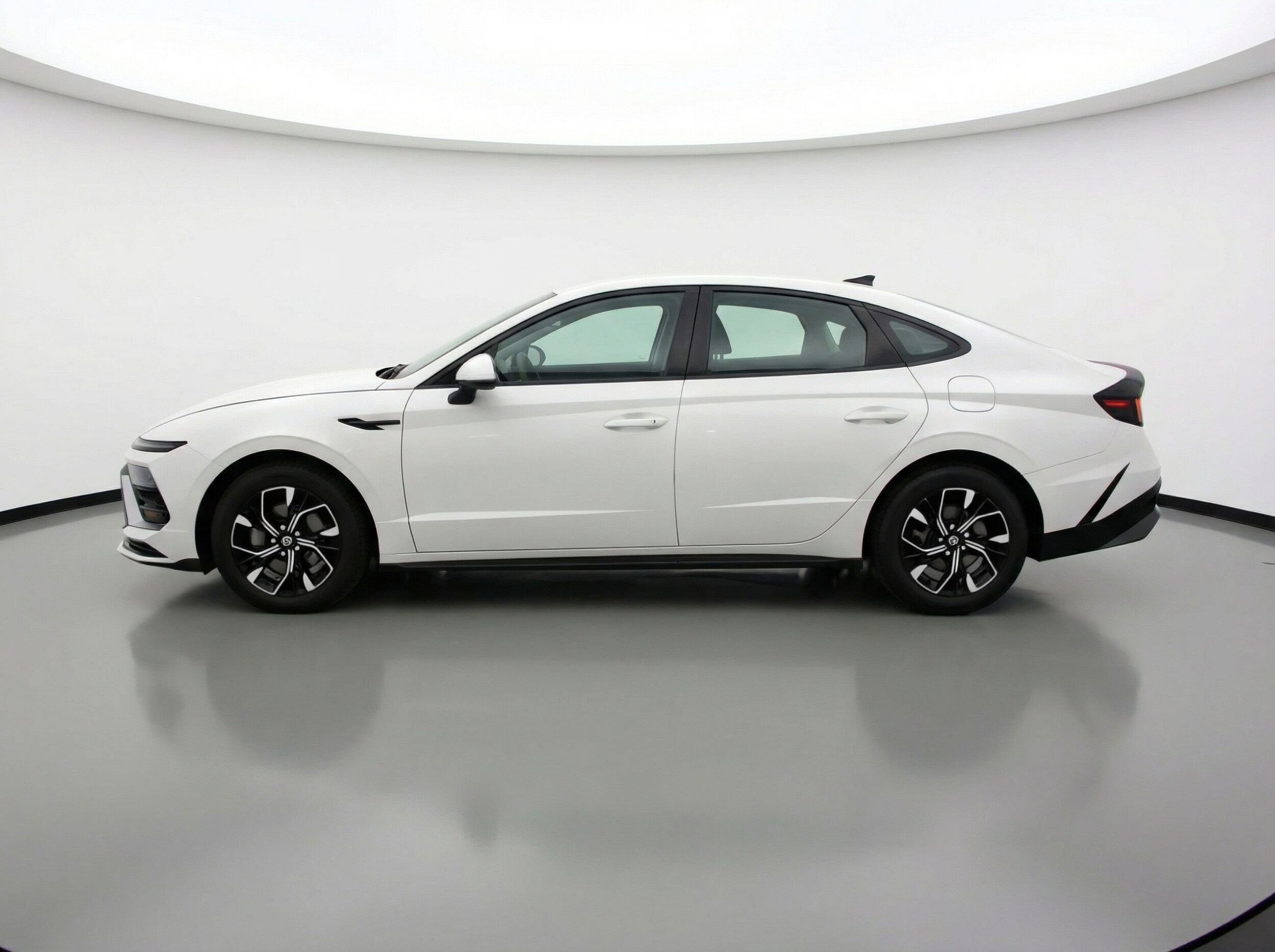 Thumbnail: 2025 Hyundai Sonata - 4