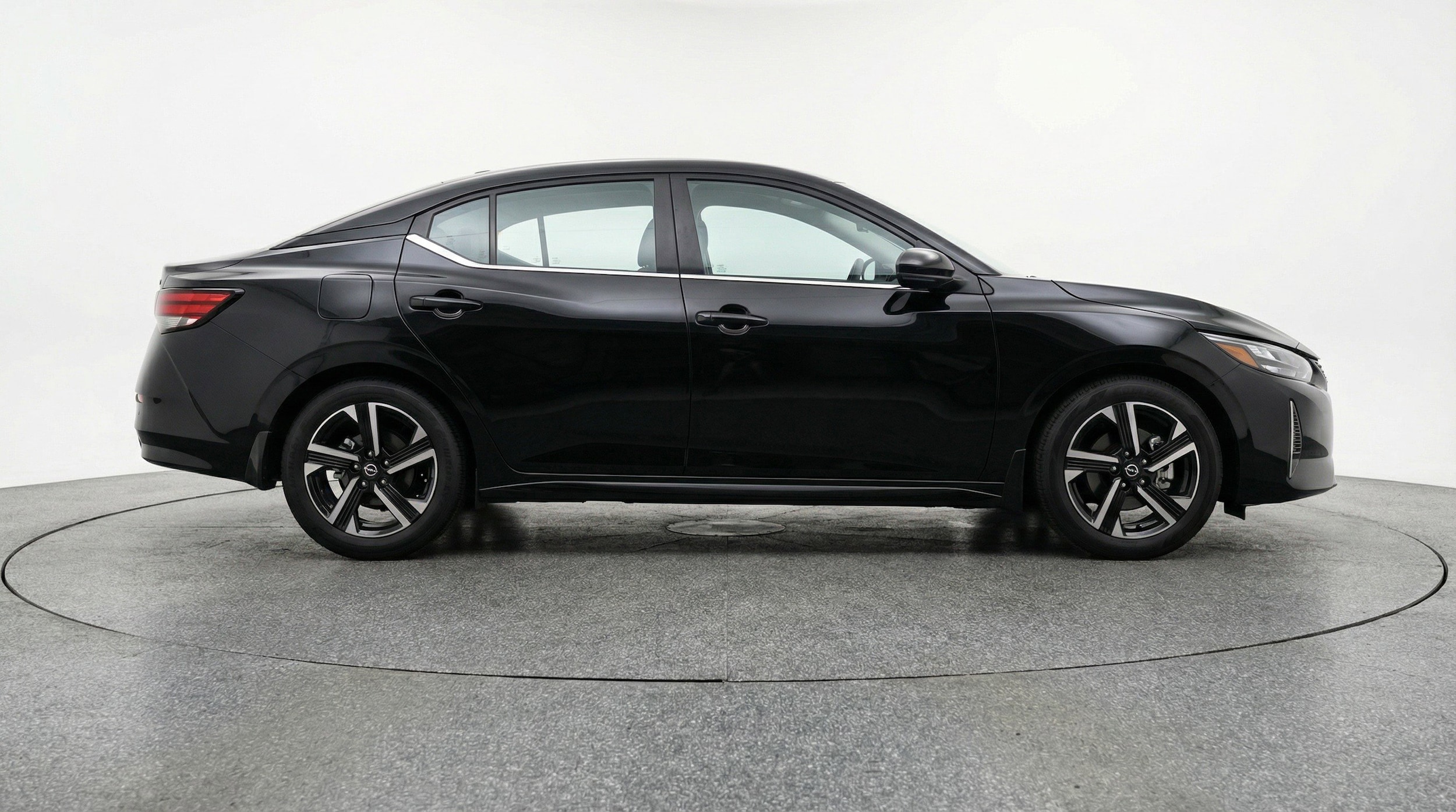 Thumbnail: 2025 Nissan Sentra - 11