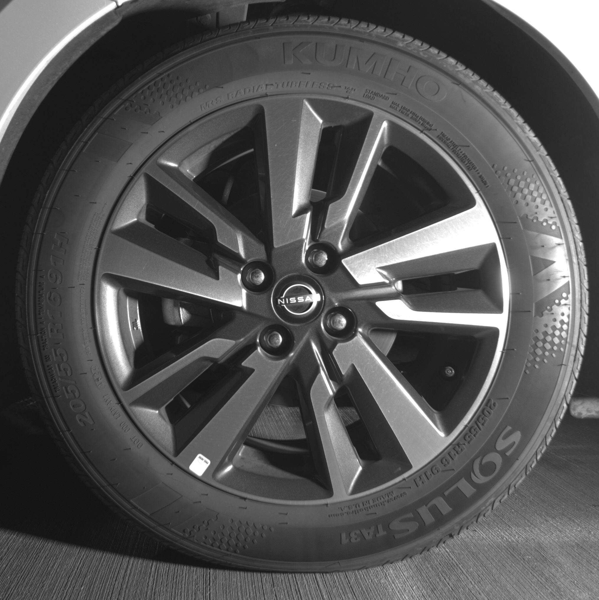 Thumbnail: 2025 Nissan Versa - 9