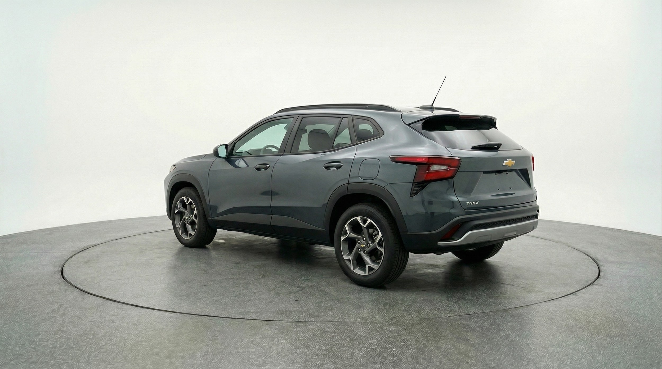 Thumbnail: 2025 Chevrolet Trax - 5