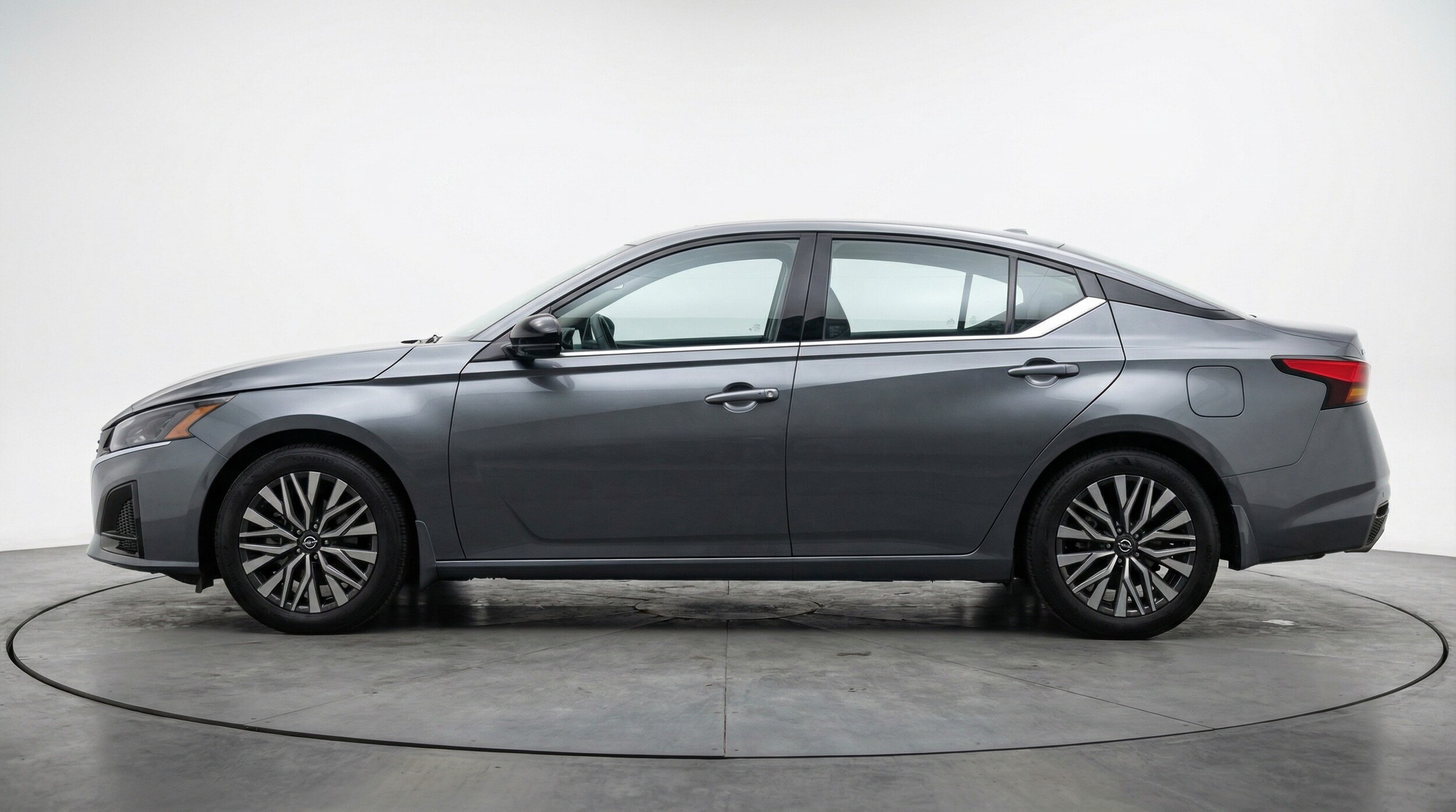 Thumbnail: 2025 Nissan Altima - 4