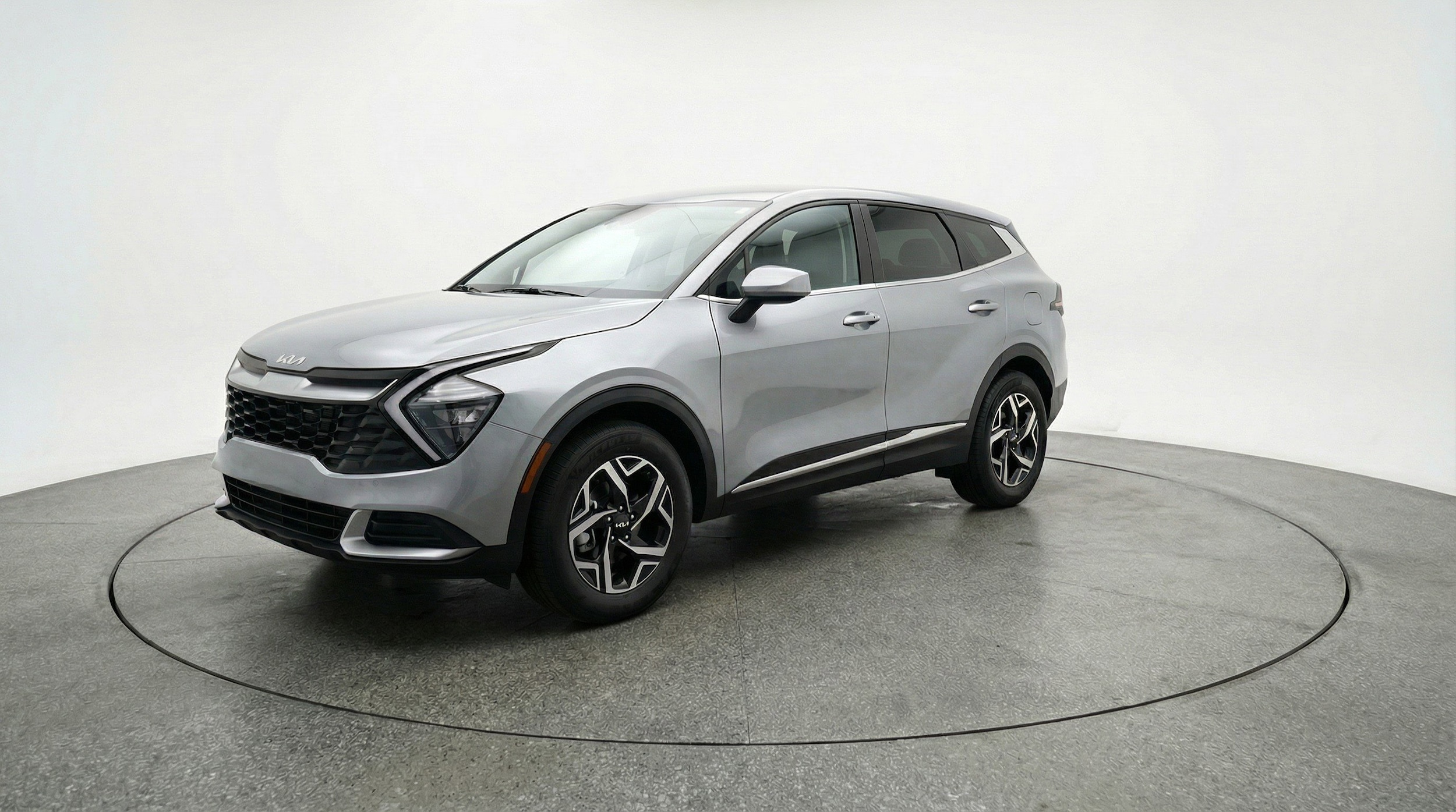 Thumbnail: 2025 Kia Sportage - 3