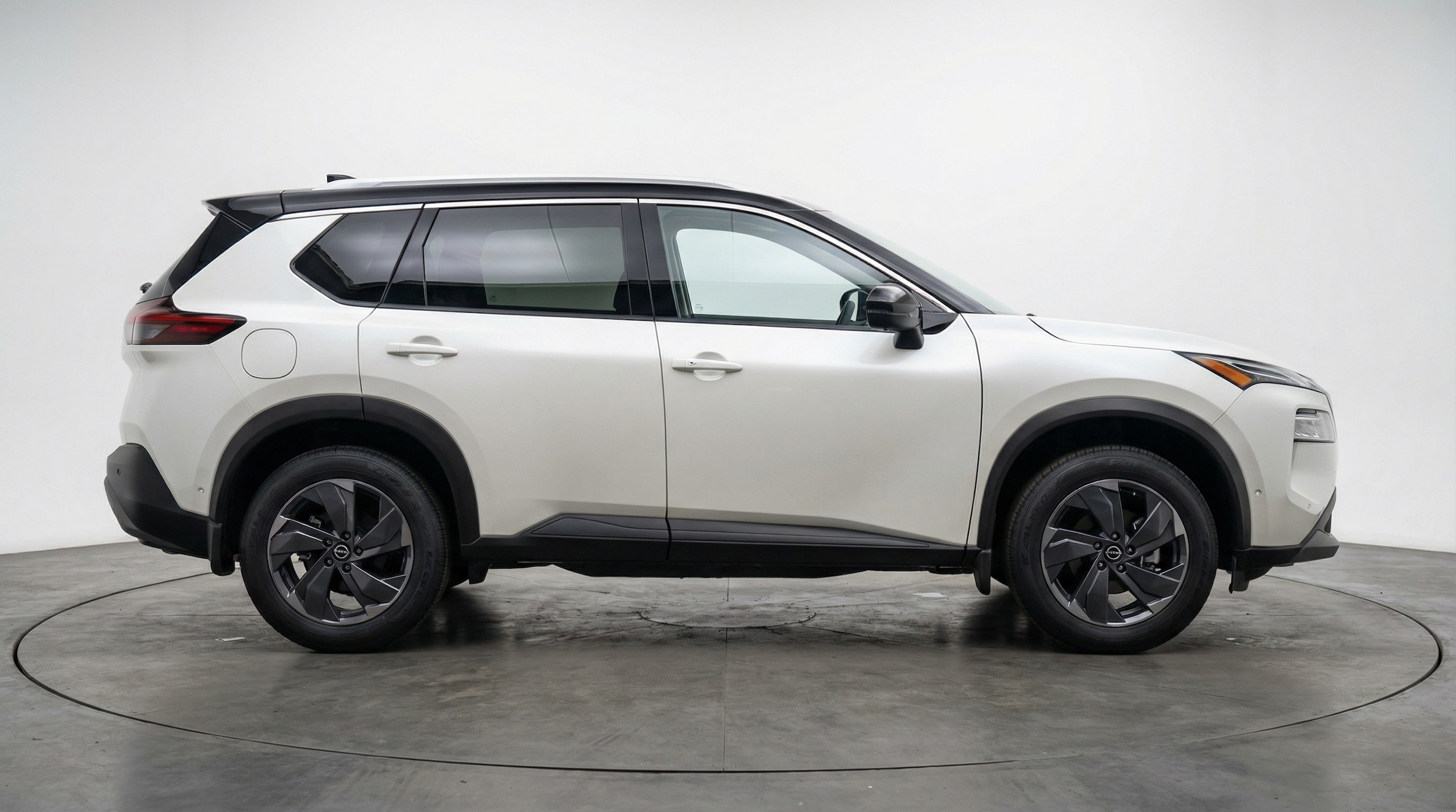 Thumbnail: 2025 Nissan Rogue - 8