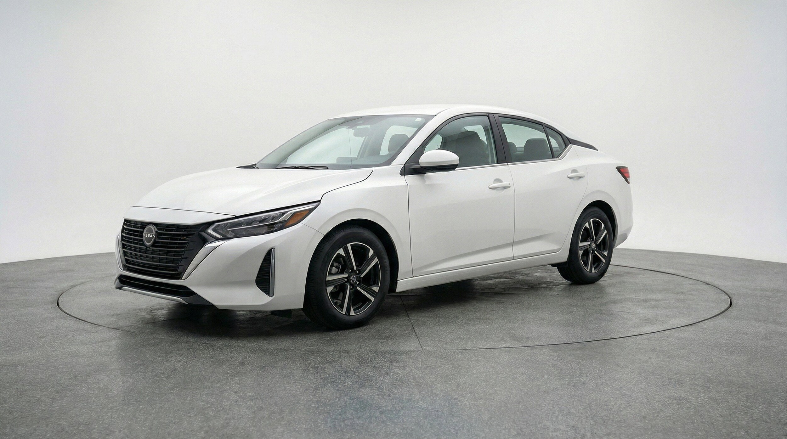 Thumbnail: 2025 Nissan Sentra - 3