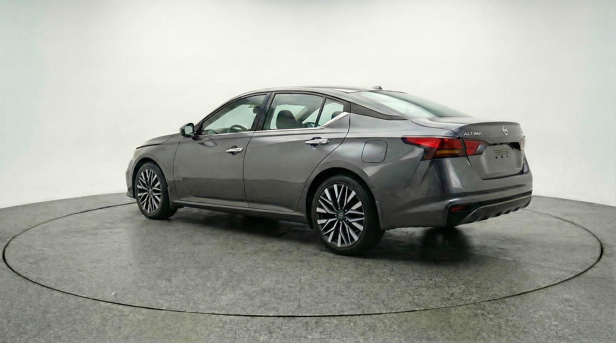 Thumbnail: 2025 Nissan Altima - 6