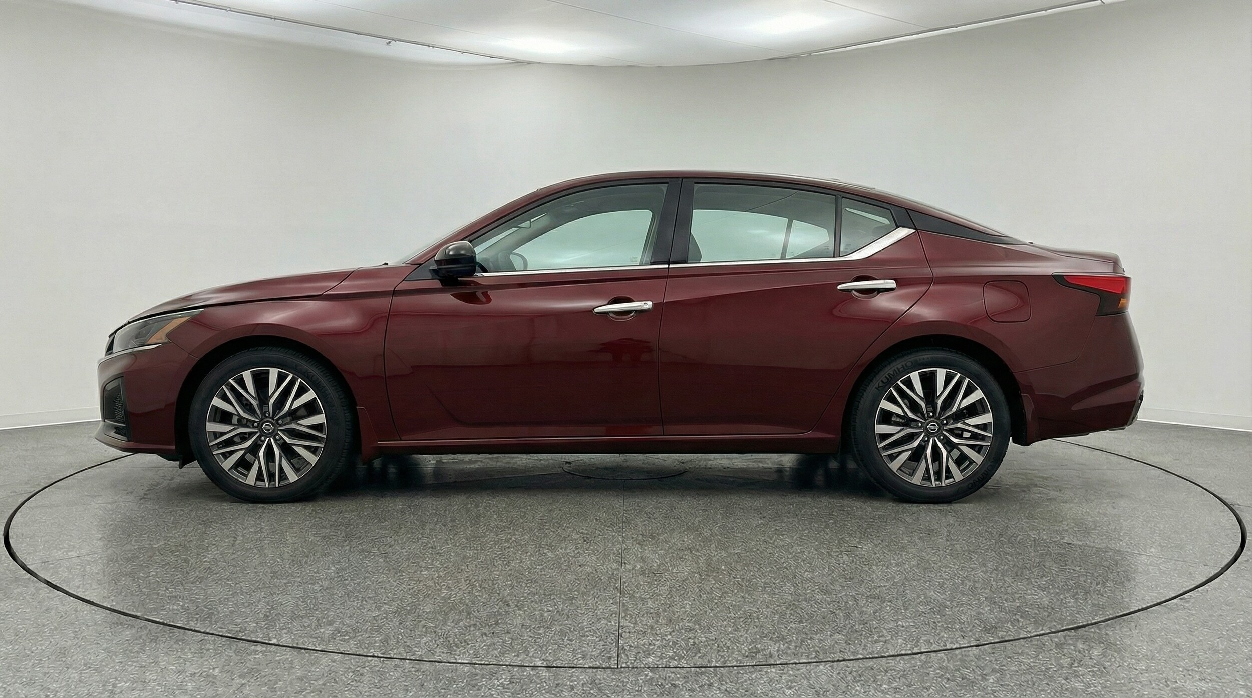 Thumbnail: 2025 Nissan Altima - 4