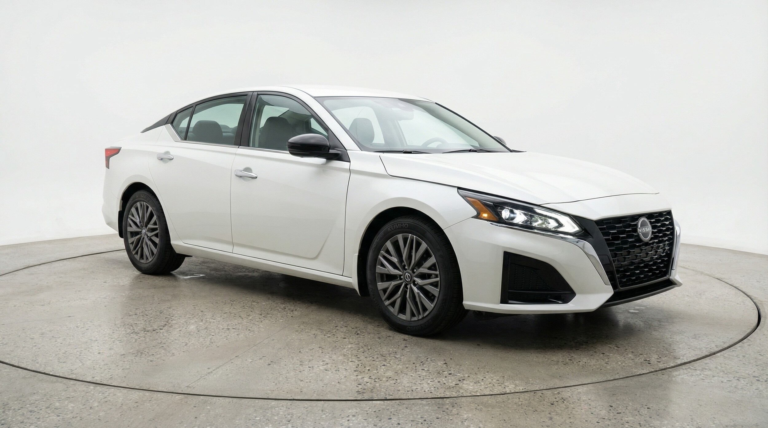 Thumbnail: 2025 Nissan Altima - 1