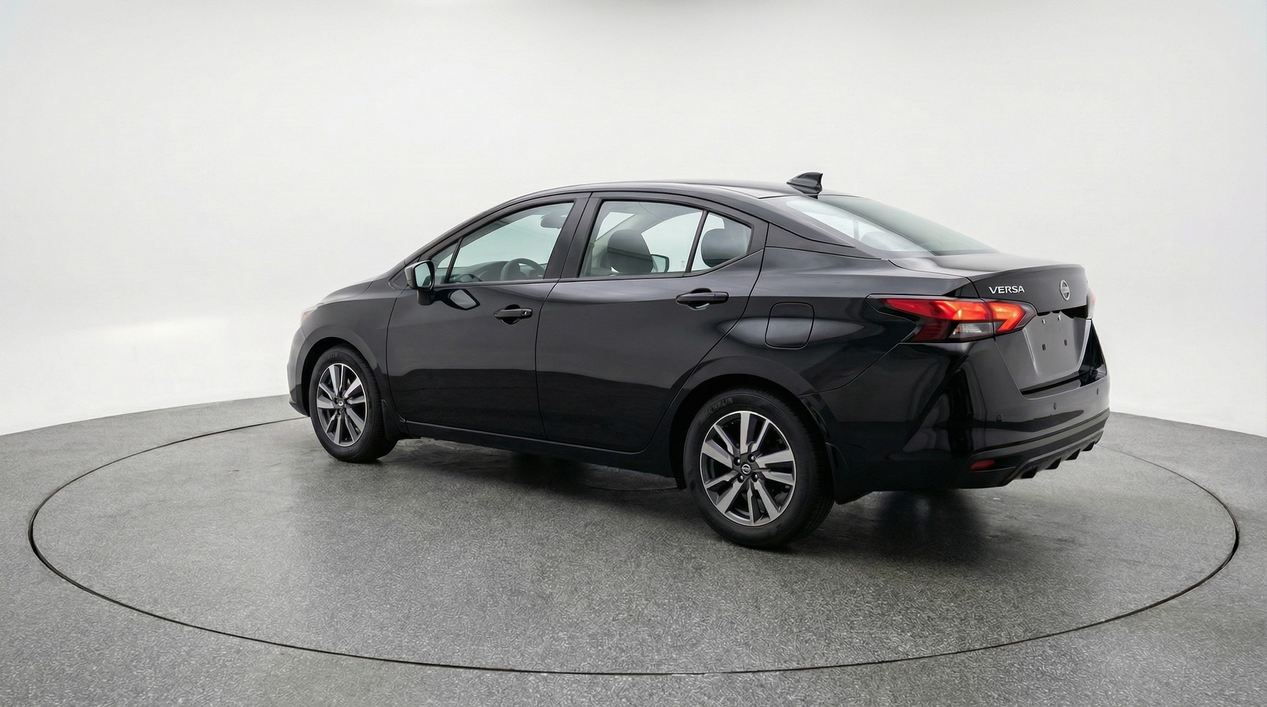 Thumbnail: 2025 Nissan Versa - 5