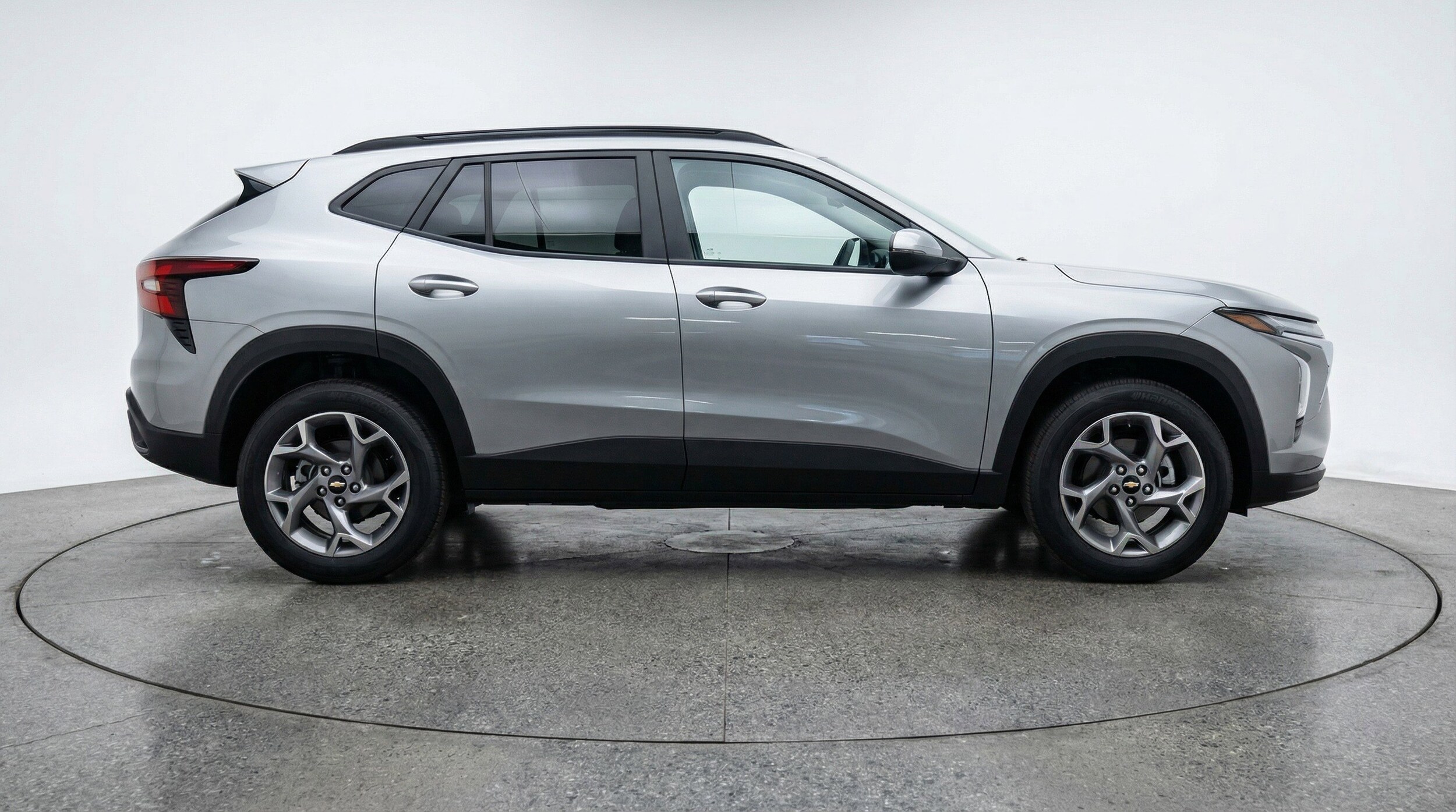 Thumbnail: 2025 Chevrolet Trax - 11