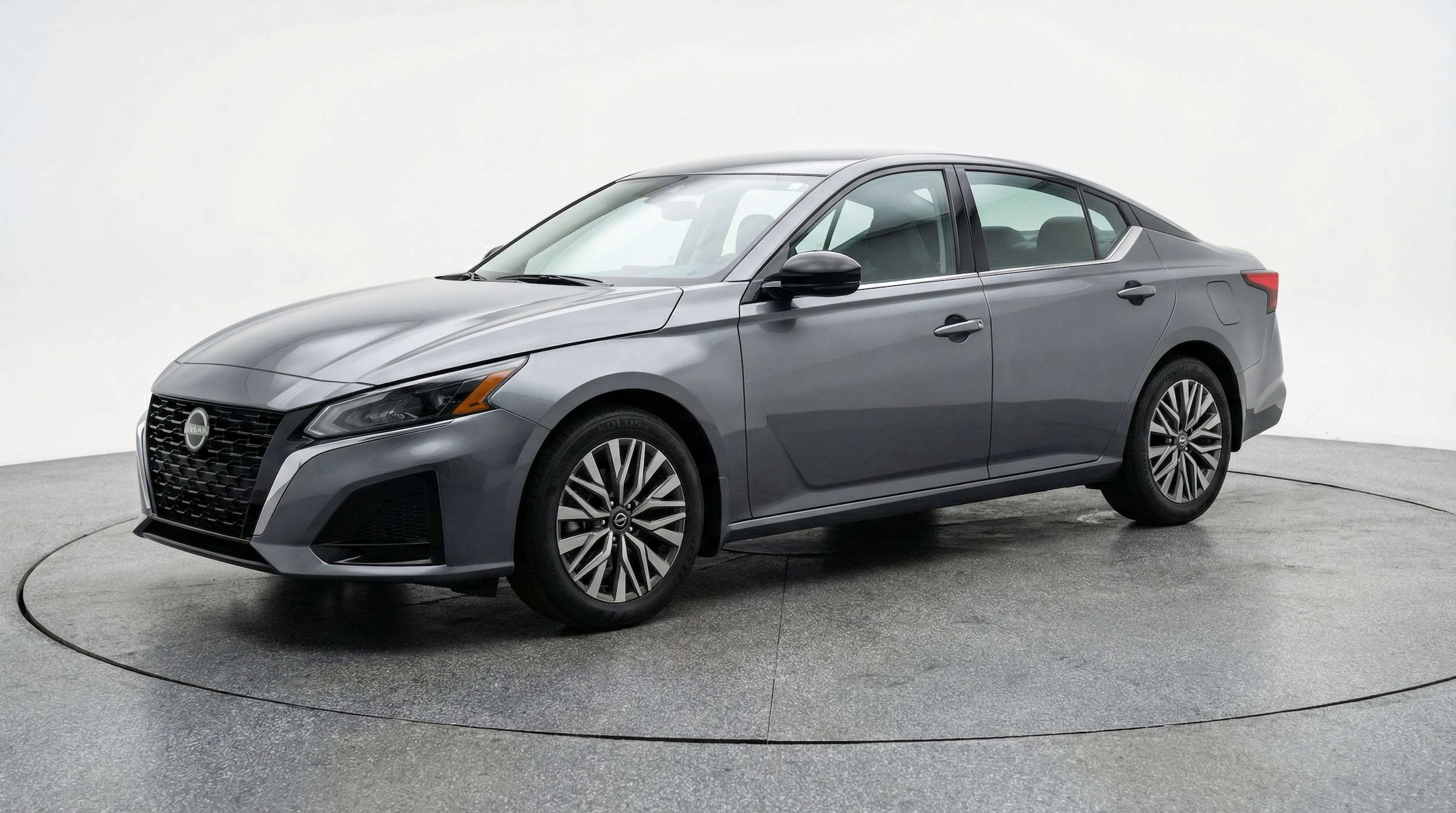 Thumbnail: 2025 Nissan Altima - 3