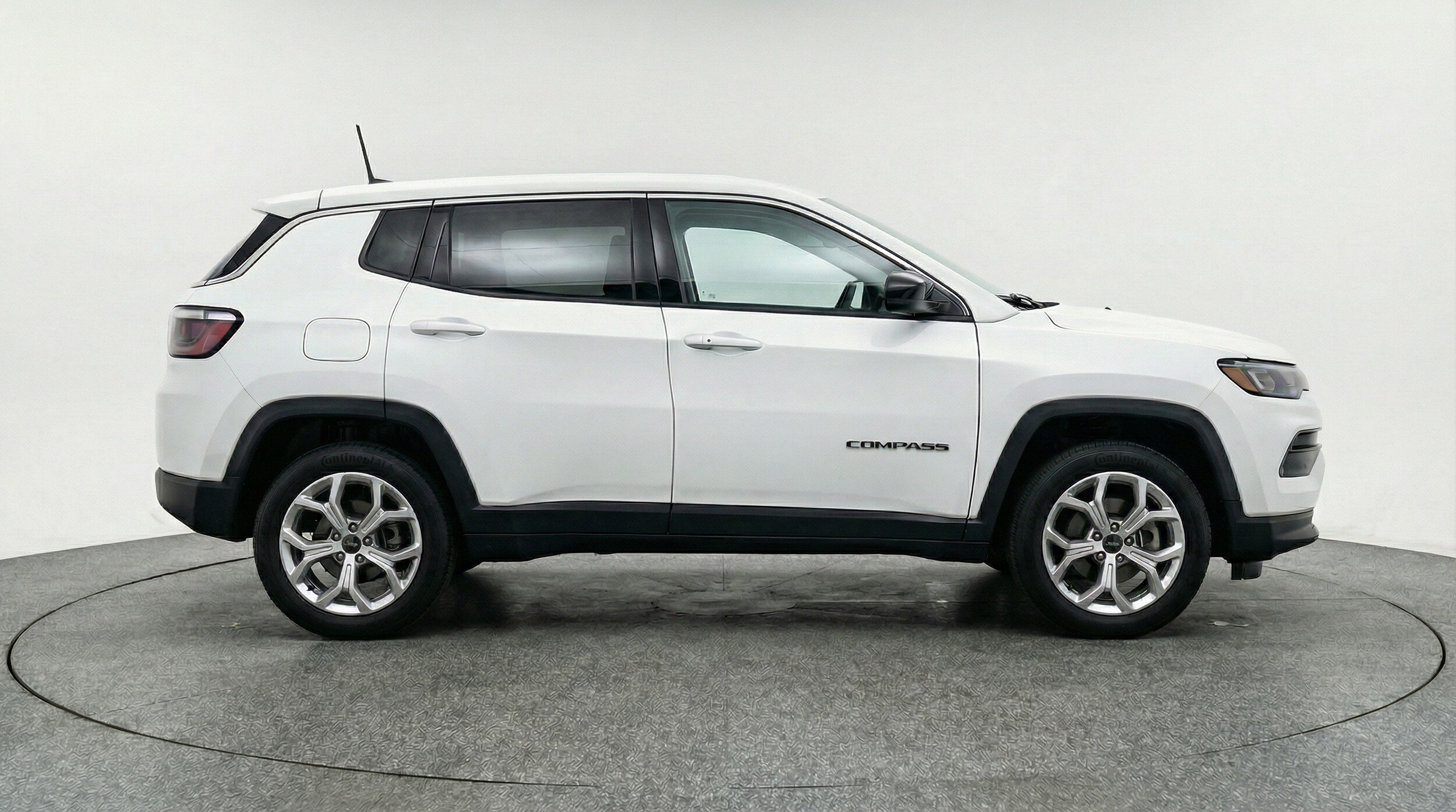 Thumbnail: 2025 Jeep Compass - 11