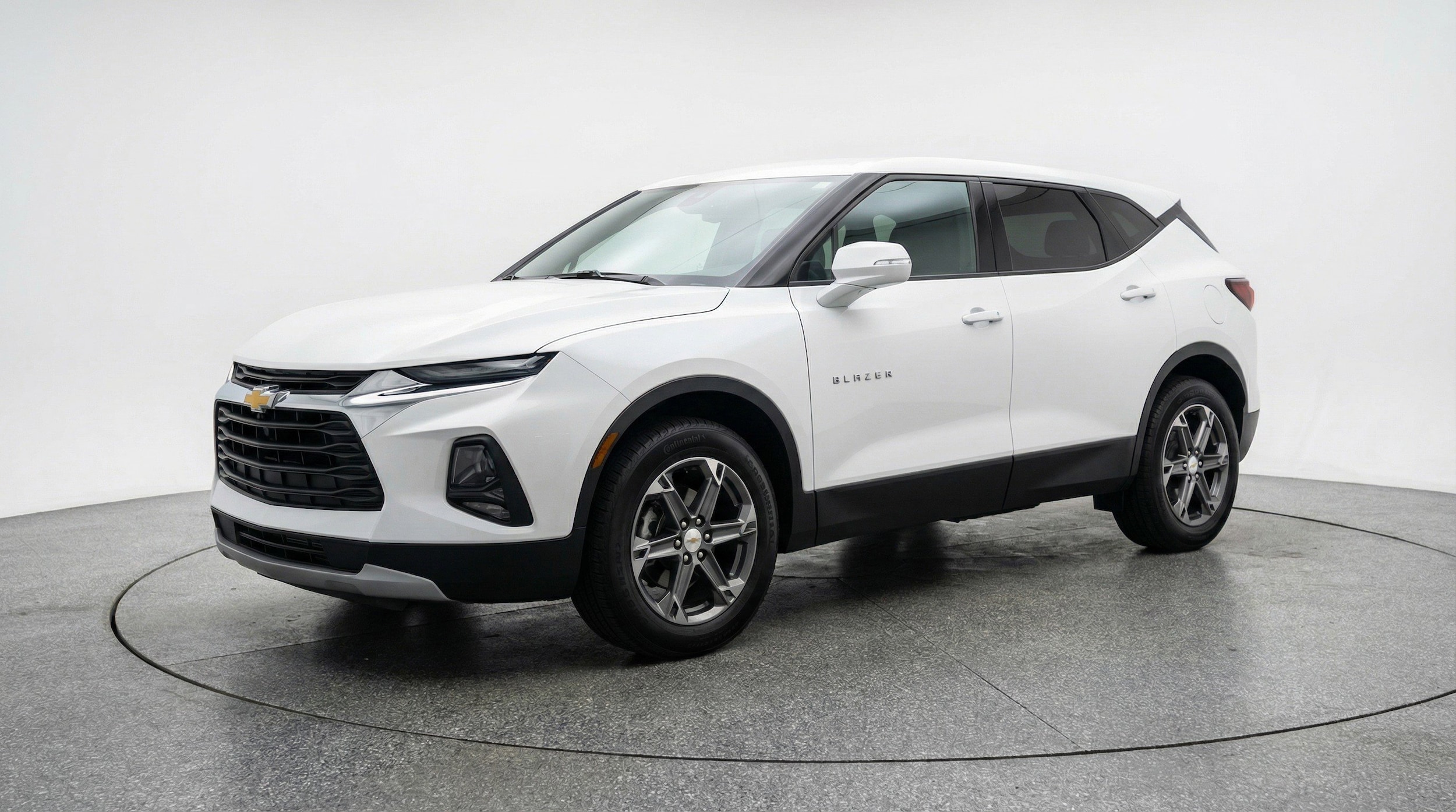 Thumbnail: 2025 Chevrolet Blazer - 3