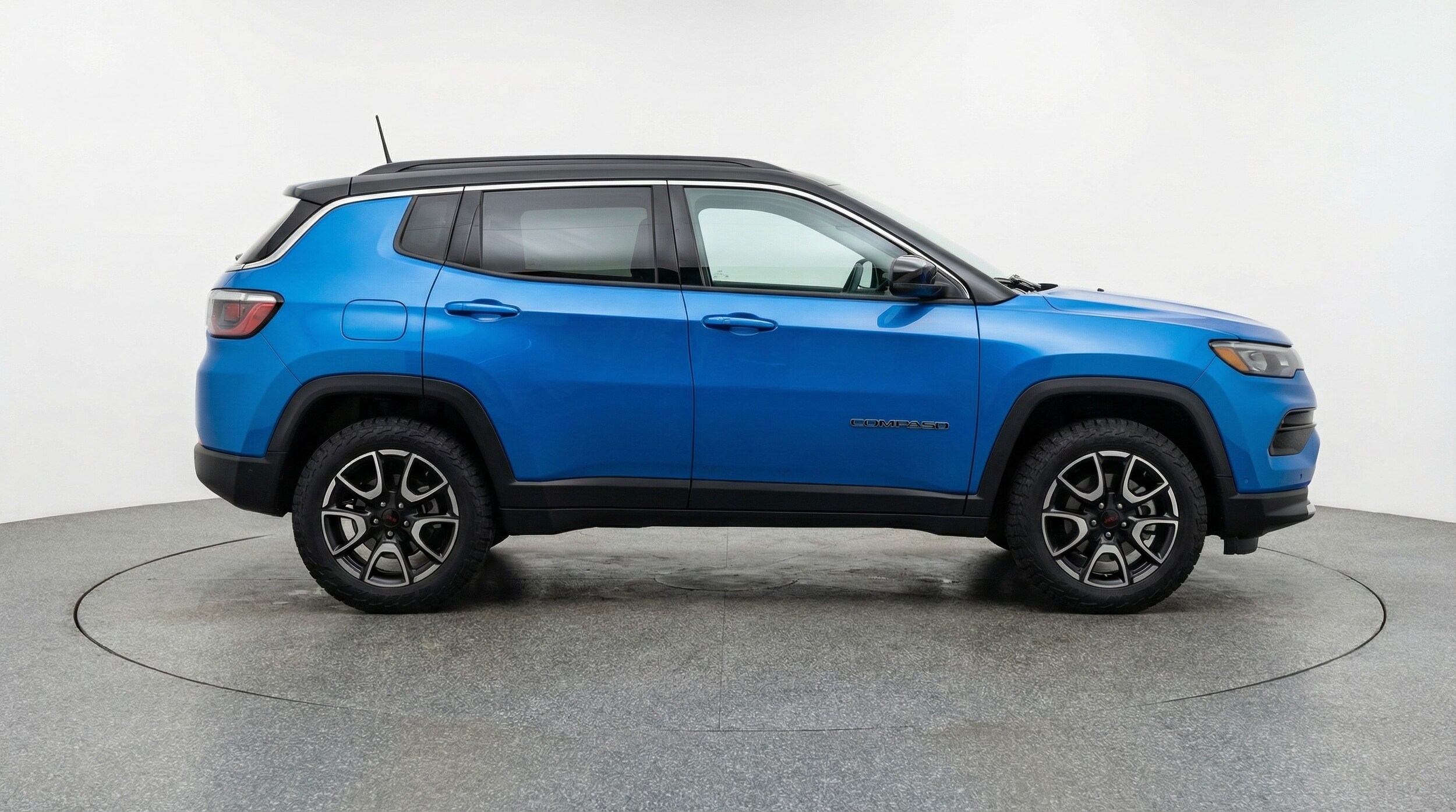Thumbnail: 2025 Jeep Compass - 8