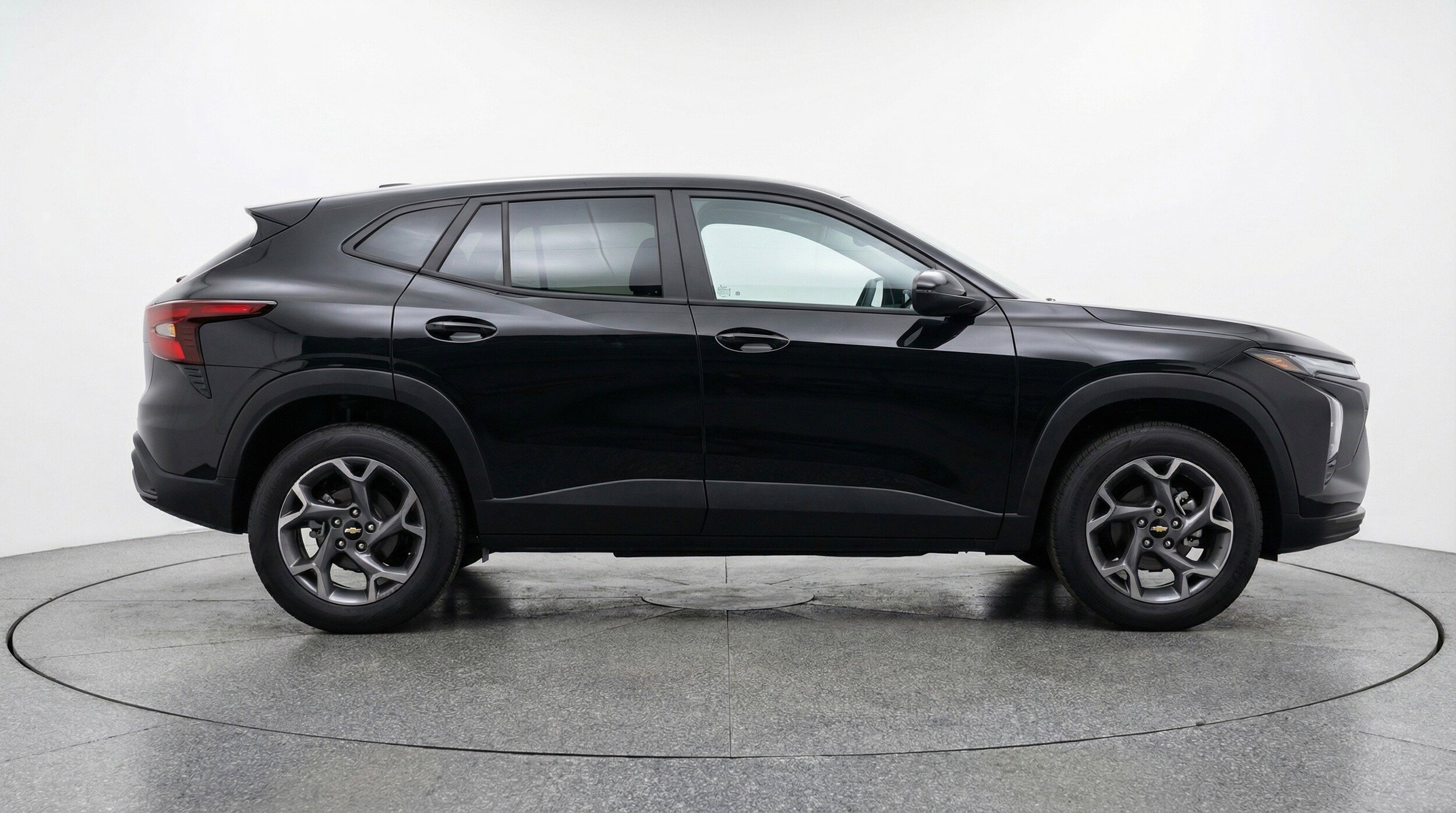 Thumbnail: 2025 Chevrolet Trax - 11