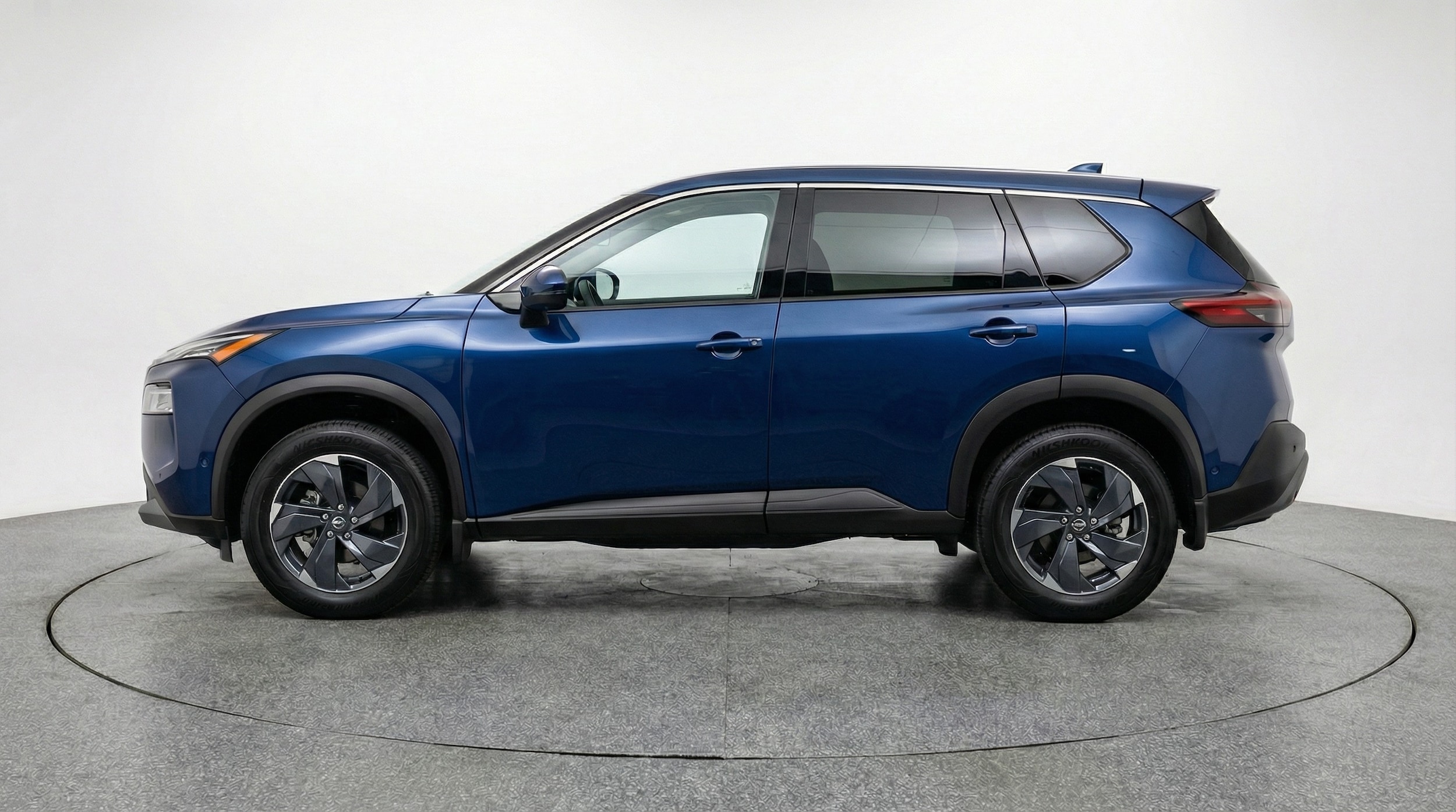 Thumbnail: 2025 Nissan Rogue - 4