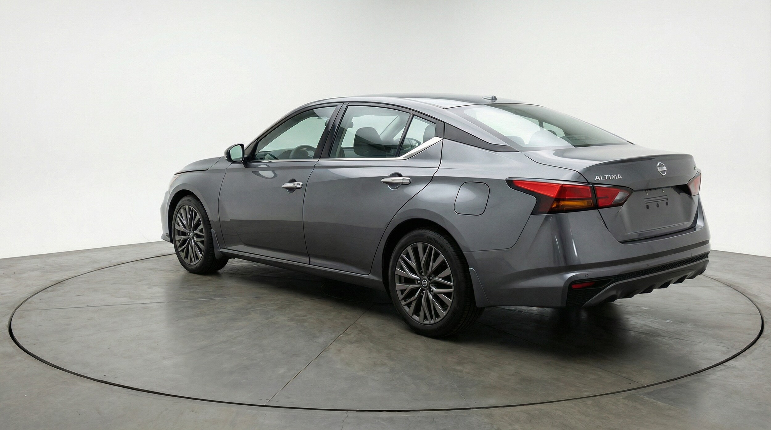 Thumbnail: 2025 Nissan Altima - 5