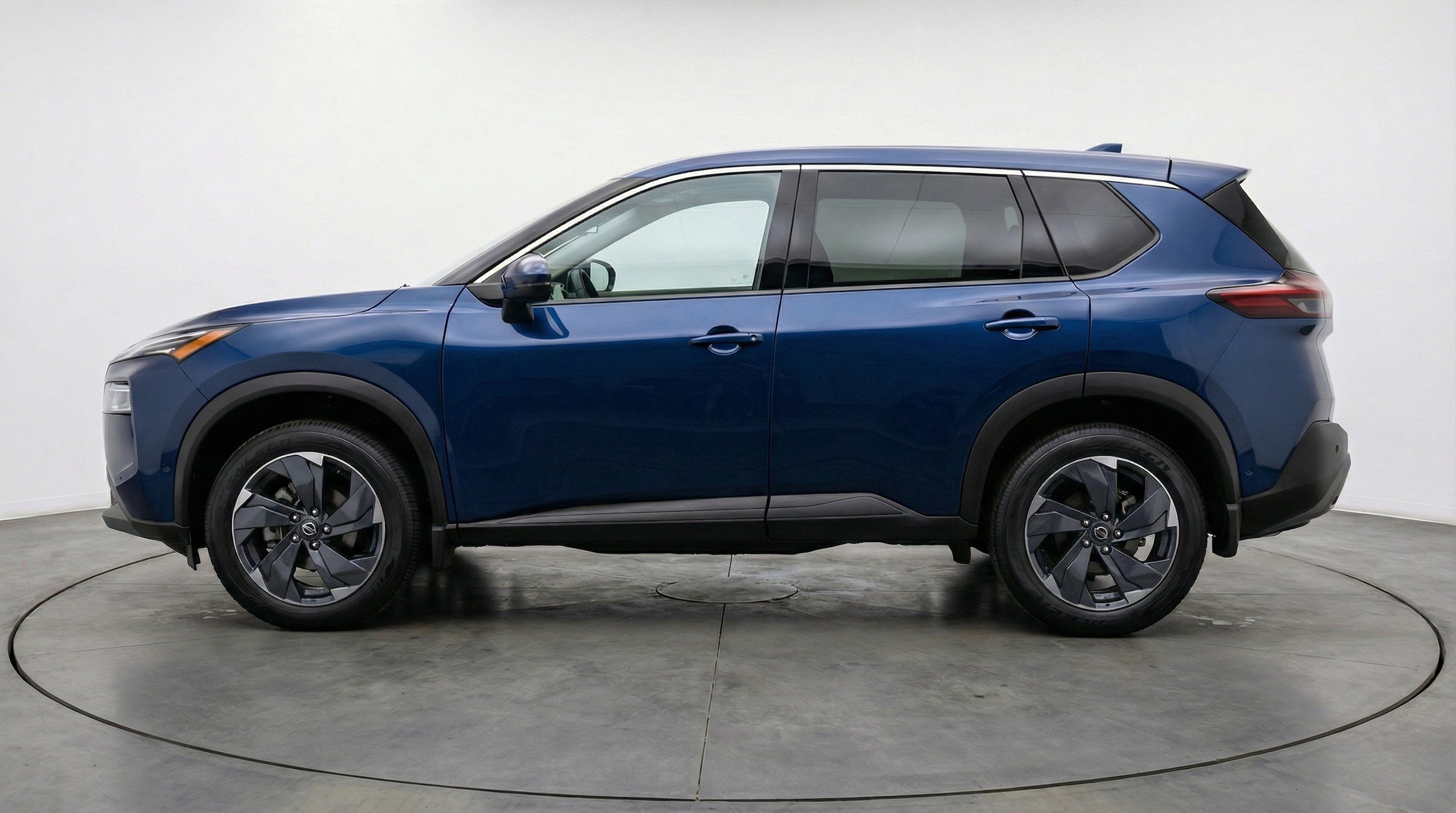 Thumbnail: 2025 Nissan Rogue - 5