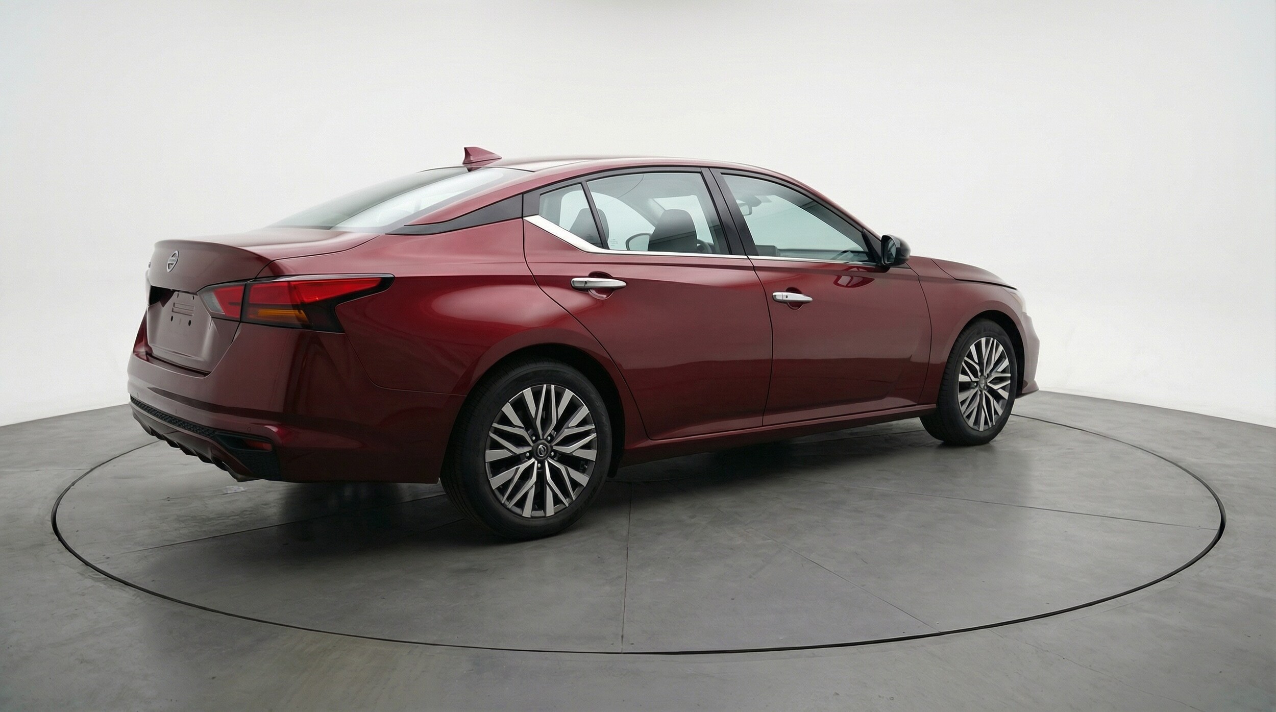 Thumbnail: 2025 Nissan Altima - 7