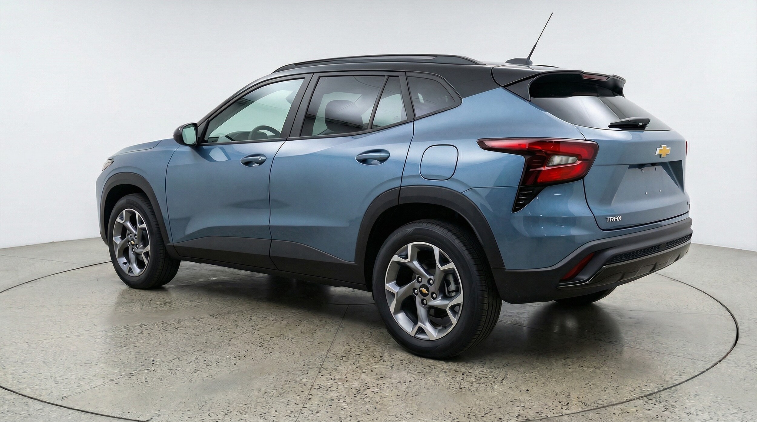 Thumbnail: 2025 Chevrolet Trax - 5