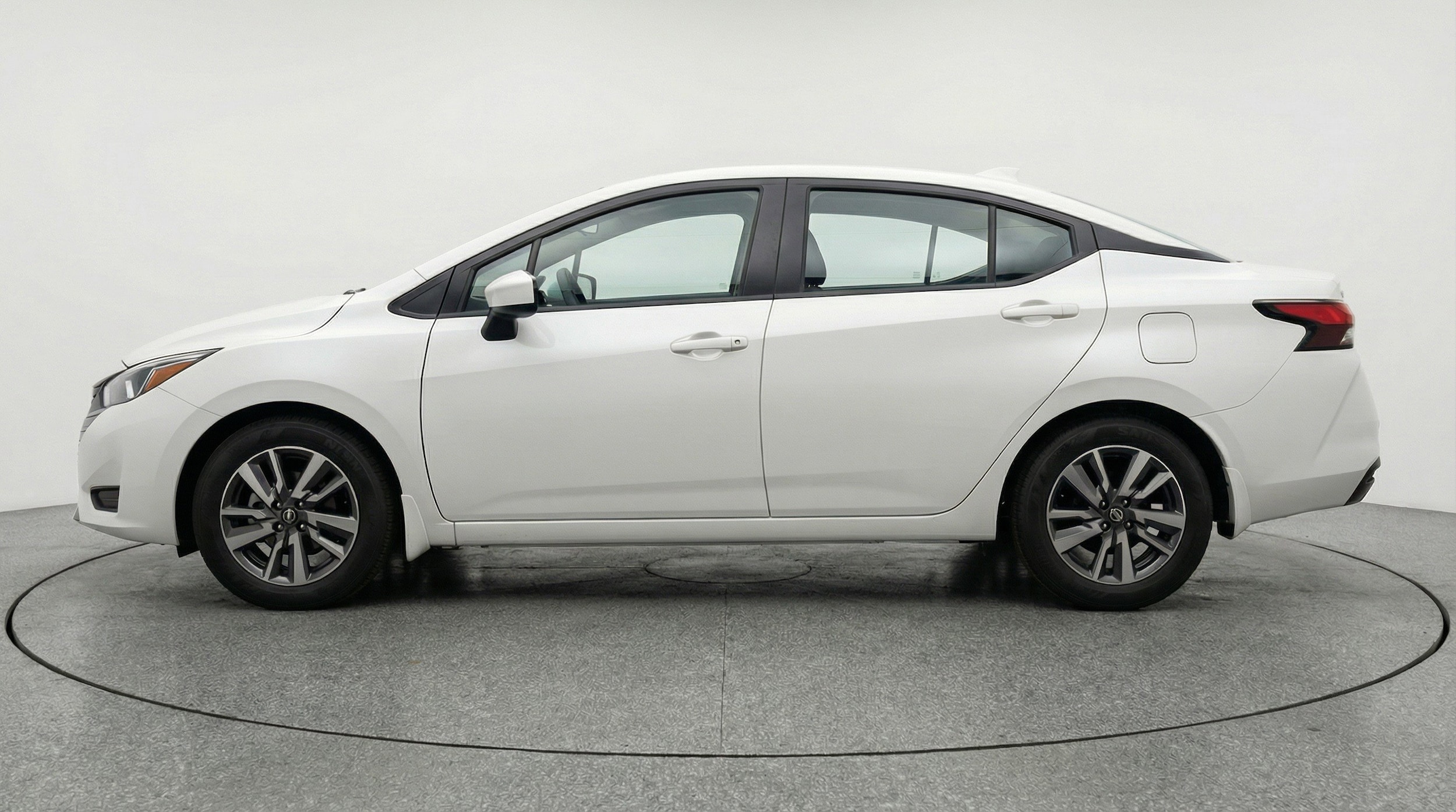 Thumbnail: 2025 Nissan Versa - 5