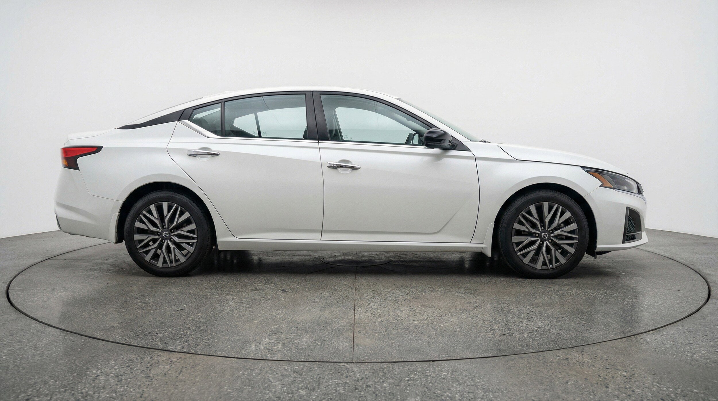 Thumbnail: 2025 Nissan Altima - 11