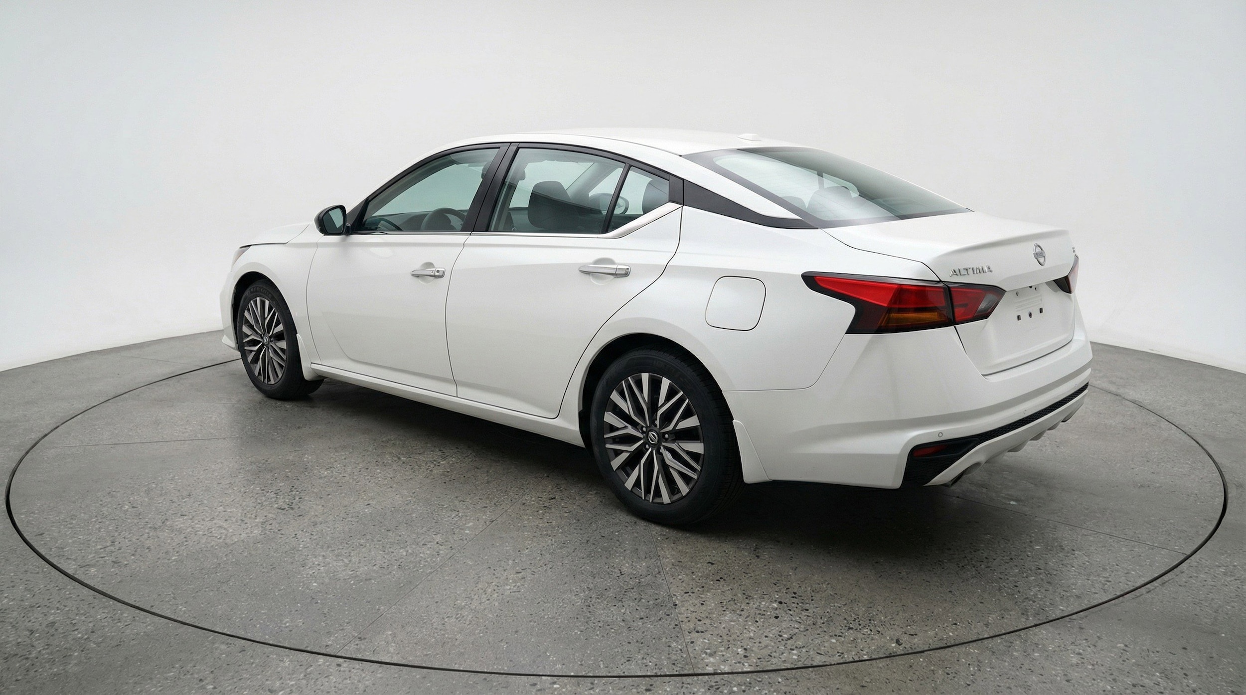 Thumbnail: 2025 Nissan Altima - 6