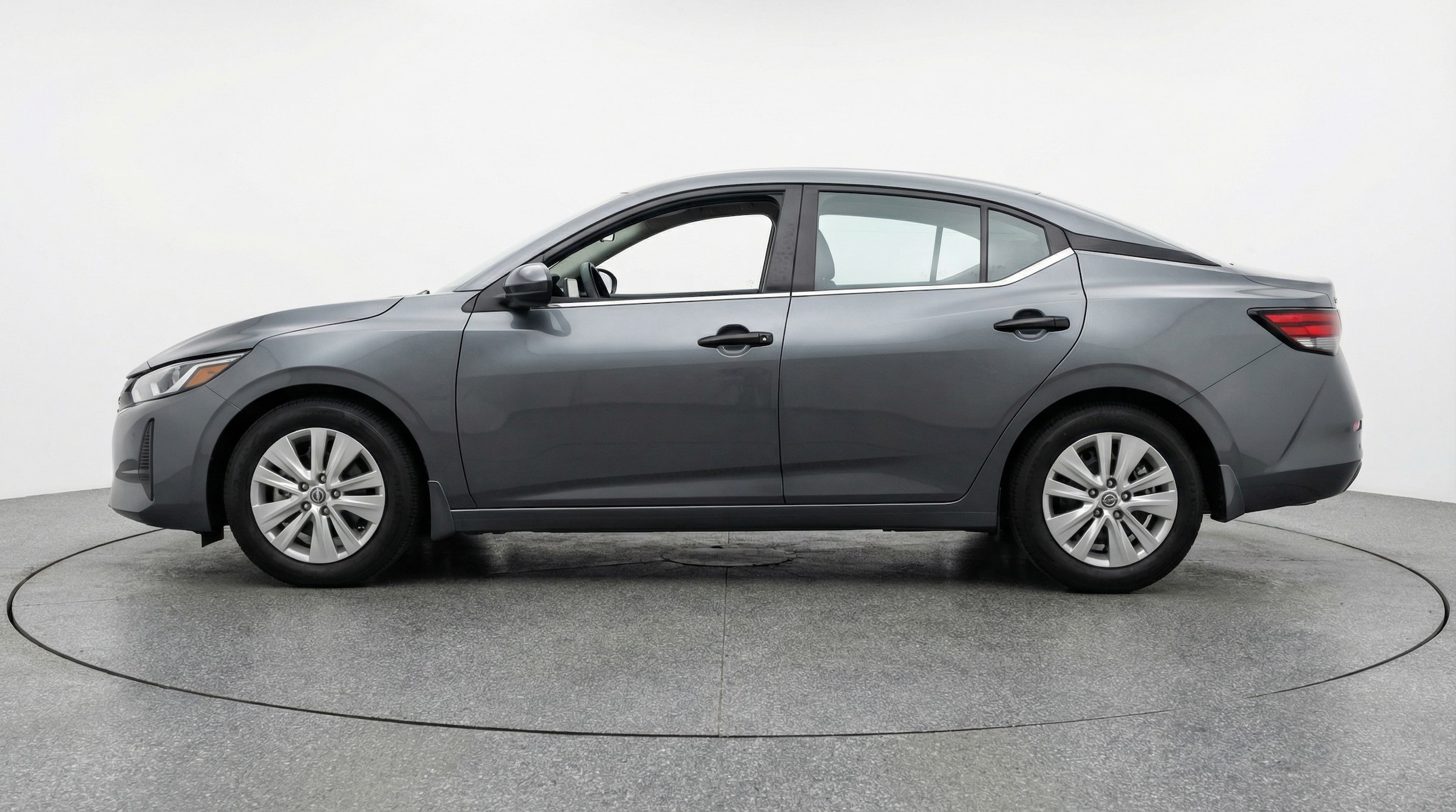 Thumbnail: 2025 Nissan Sentra - 4