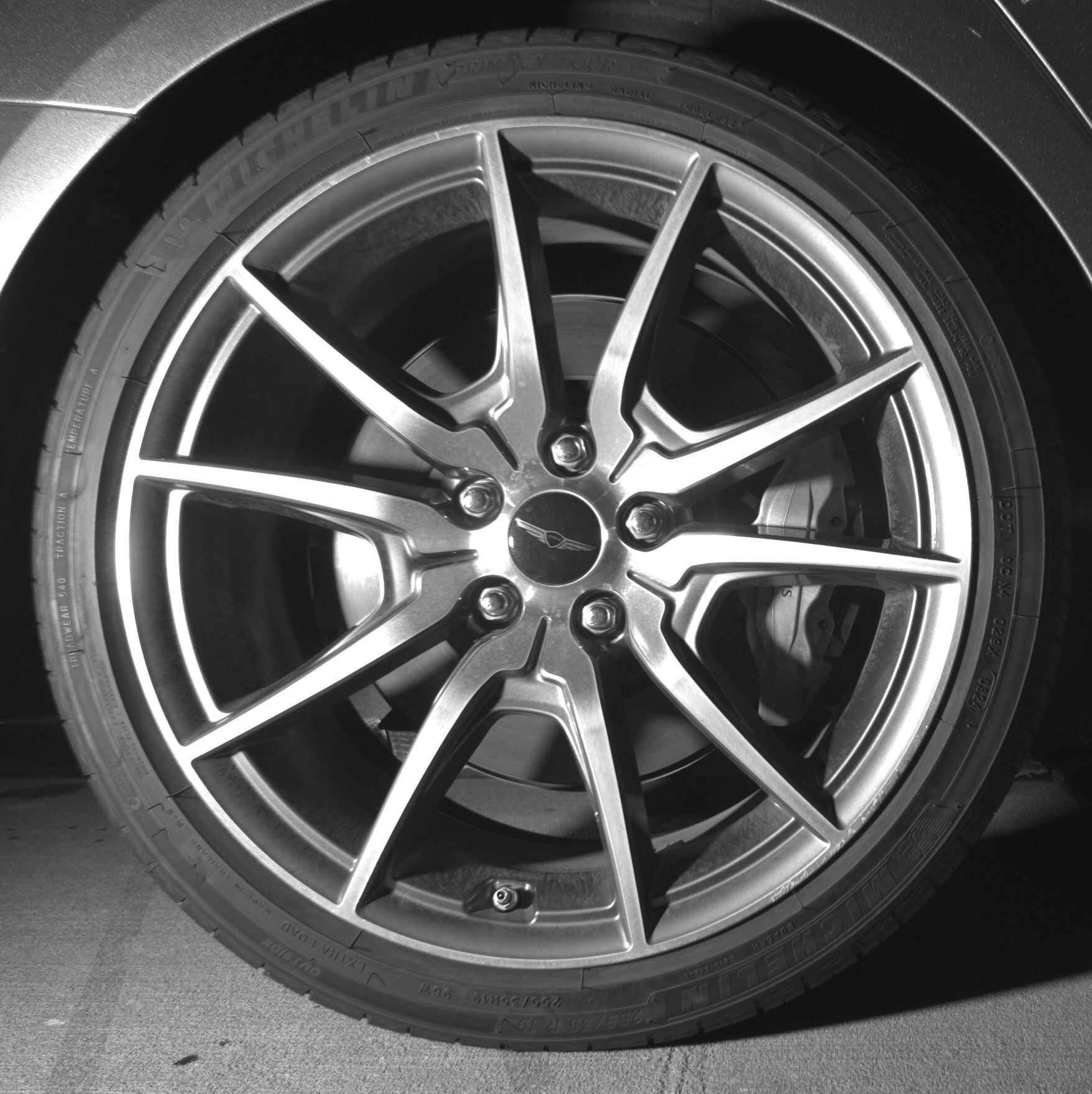 Thumbnail: 2025 Genesis G70 - 12