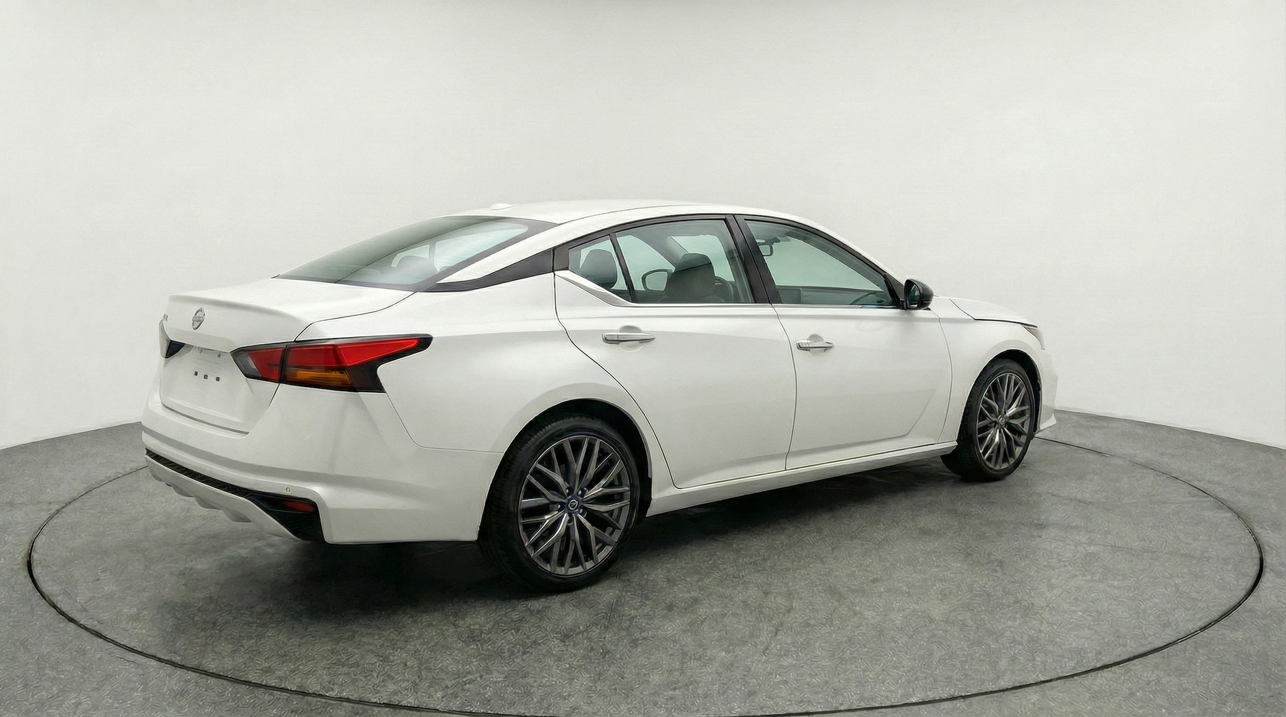 Thumbnail: 2025 Nissan Altima - 7