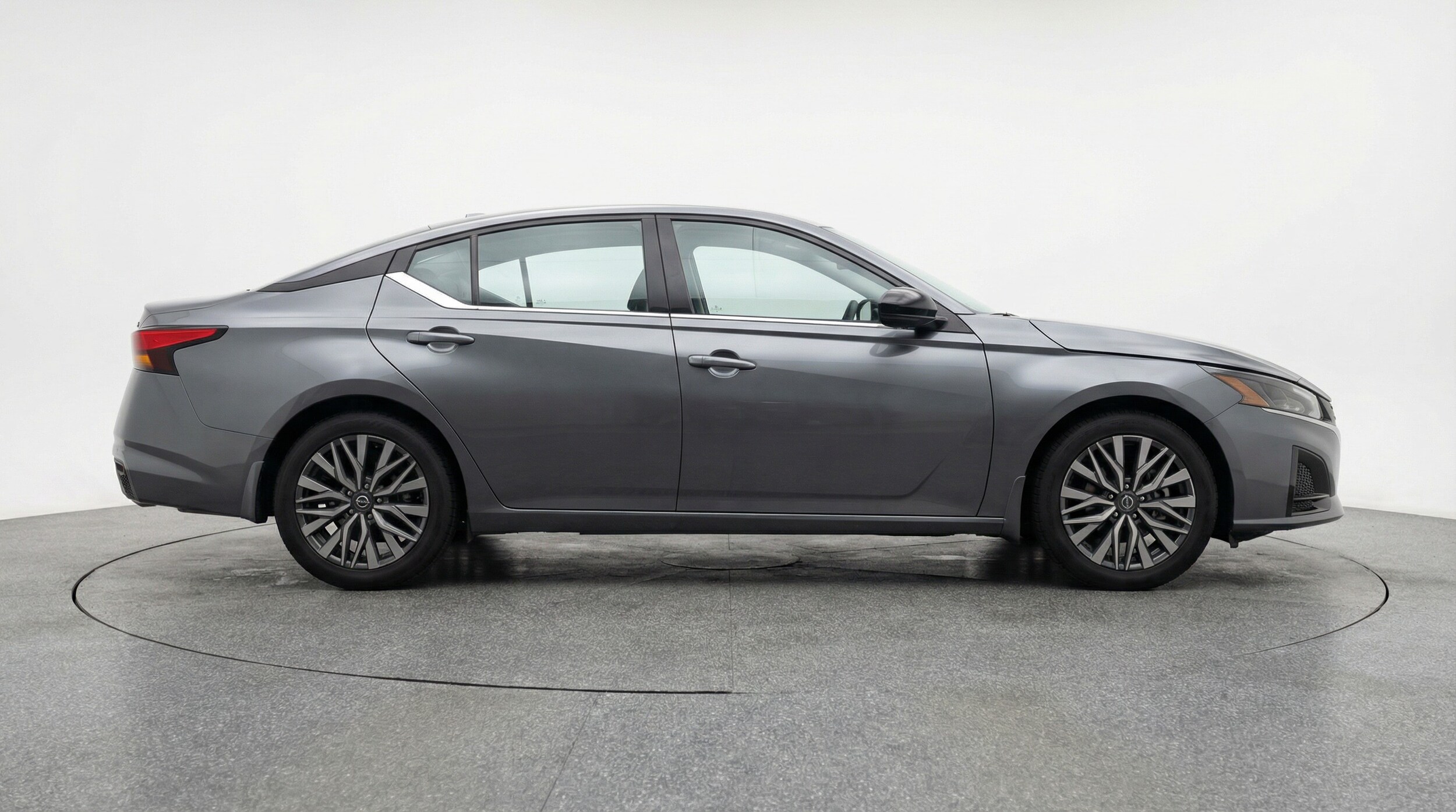 Thumbnail: 2025 Nissan Altima - 8