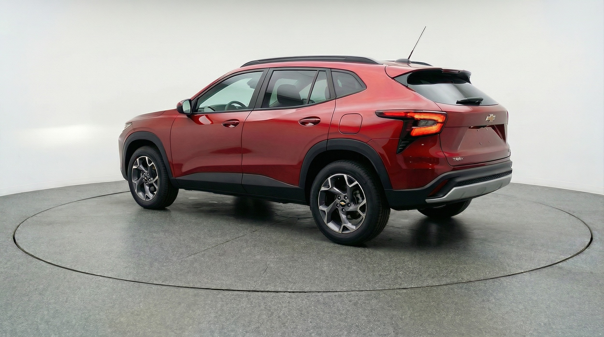 Thumbnail: 2025 Chevrolet Trax - 5