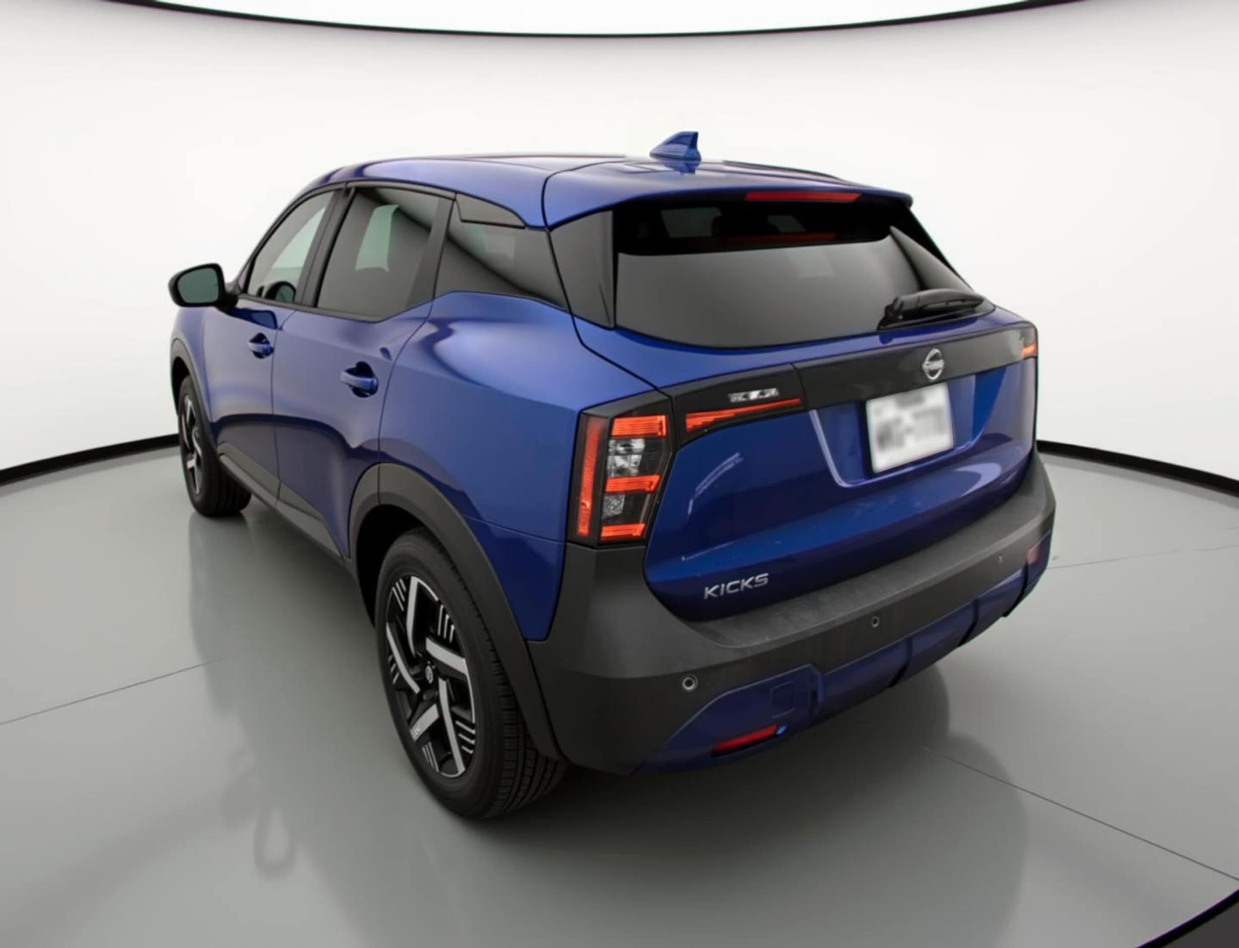 Thumbnail: 2025 Nissan Kicks - 5
