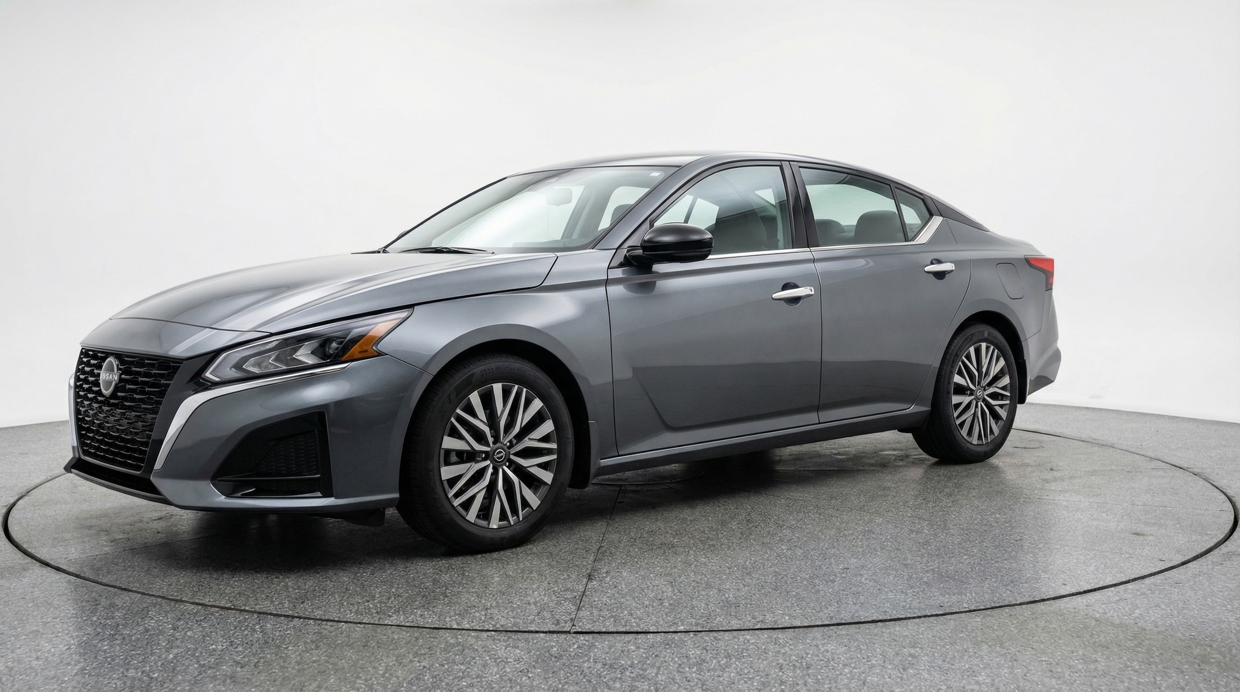 Thumbnail: 2025 Nissan Altima - 3