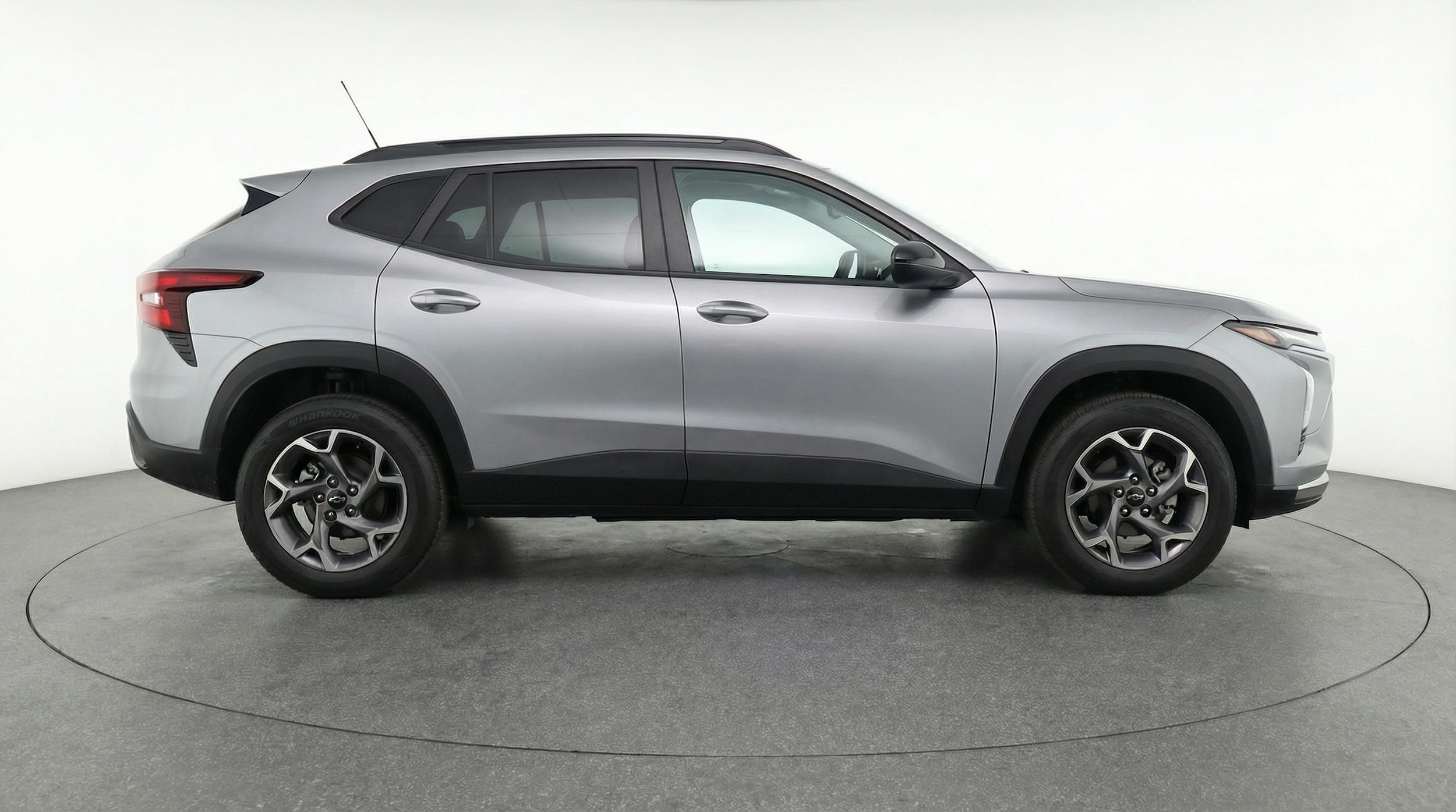 Thumbnail: 2025 Chevrolet Trax - 8