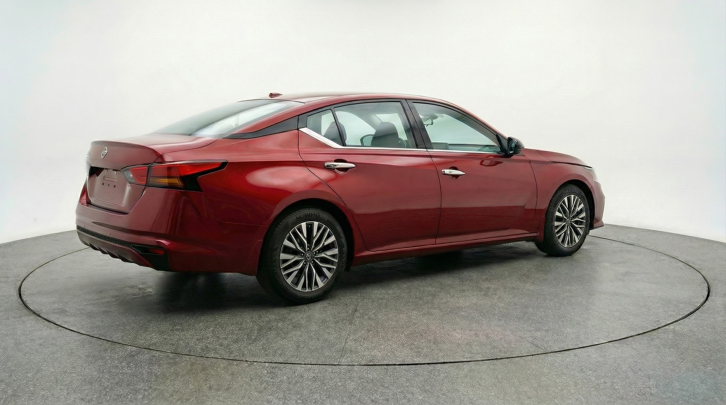 Thumbnail: 2025 Nissan Altima - 7