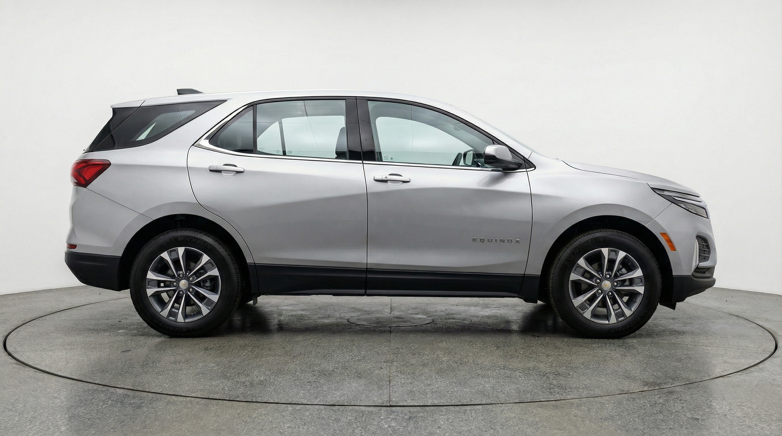 Thumbnail: 2025 Chevrolet Equinox - 8