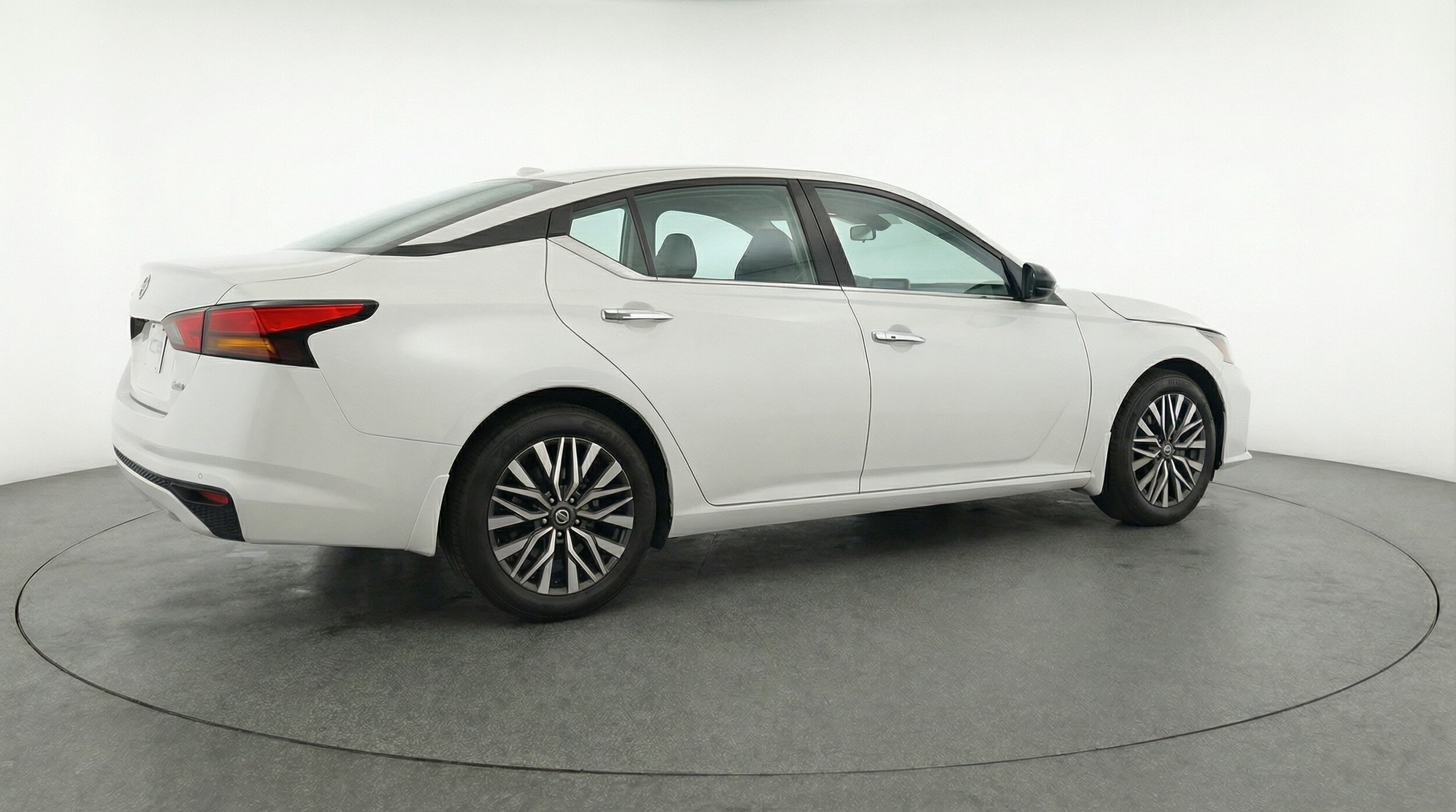 Thumbnail: 2025 Nissan Altima - 7