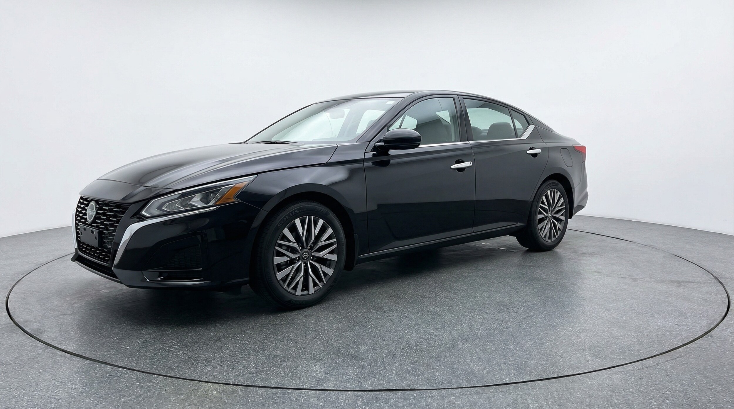 Thumbnail: 2025 Nissan Altima - 3