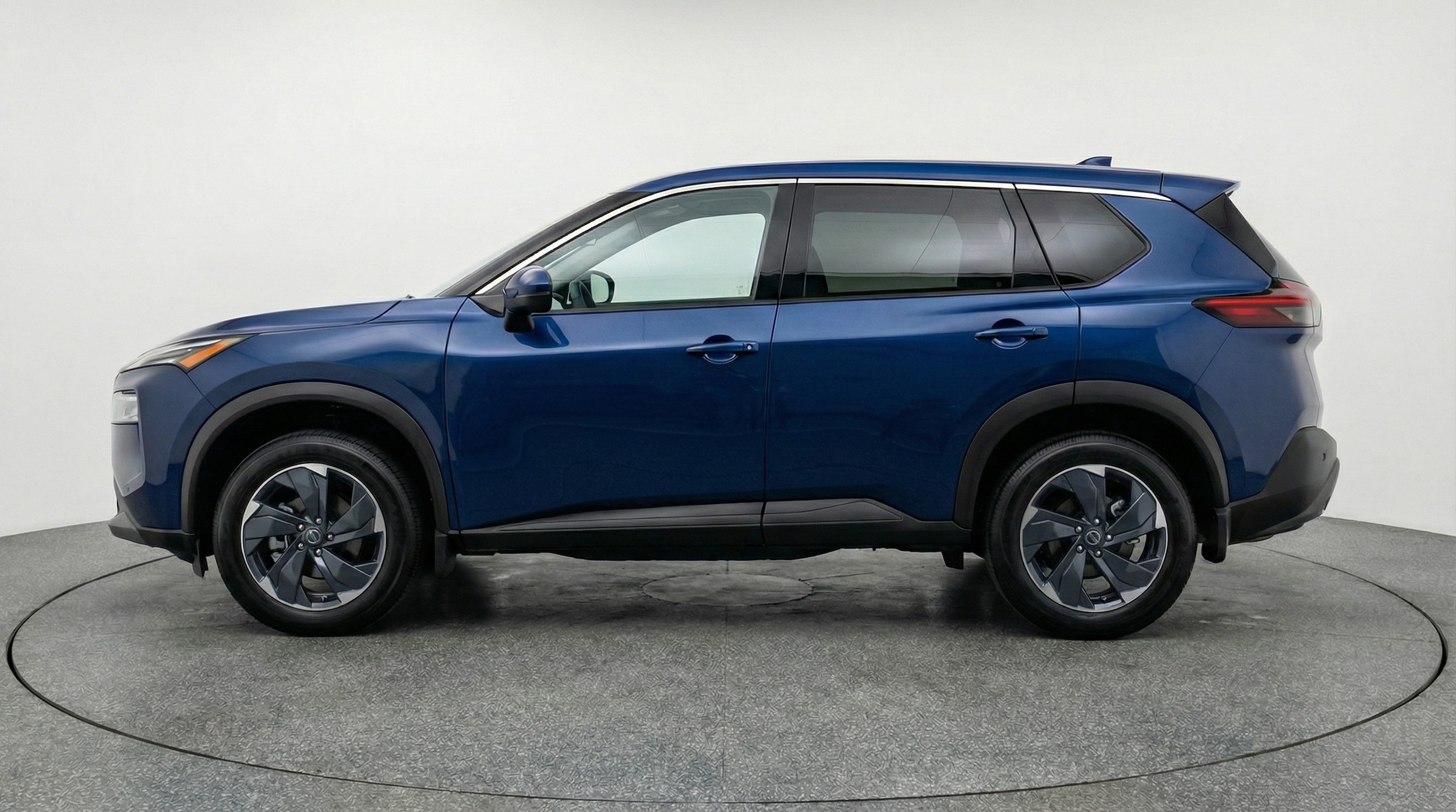 Thumbnail: 2025 Nissan Rogue - 4