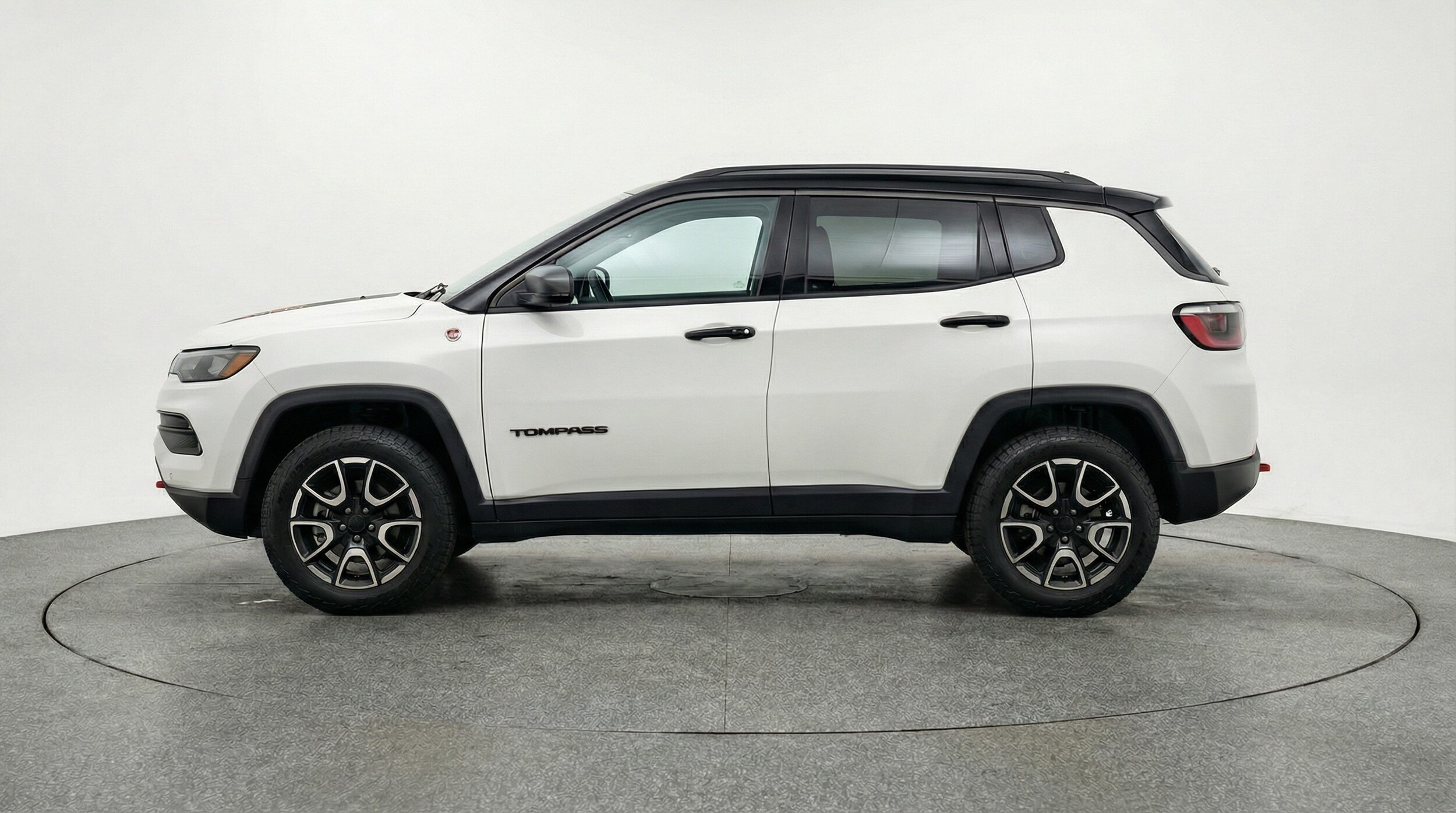 Thumbnail: 2025 Jeep Compass - 4