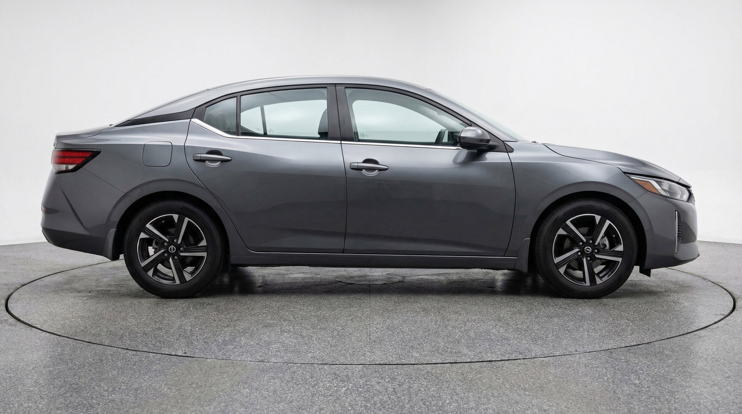 Thumbnail: 2025 Nissan Sentra - 11