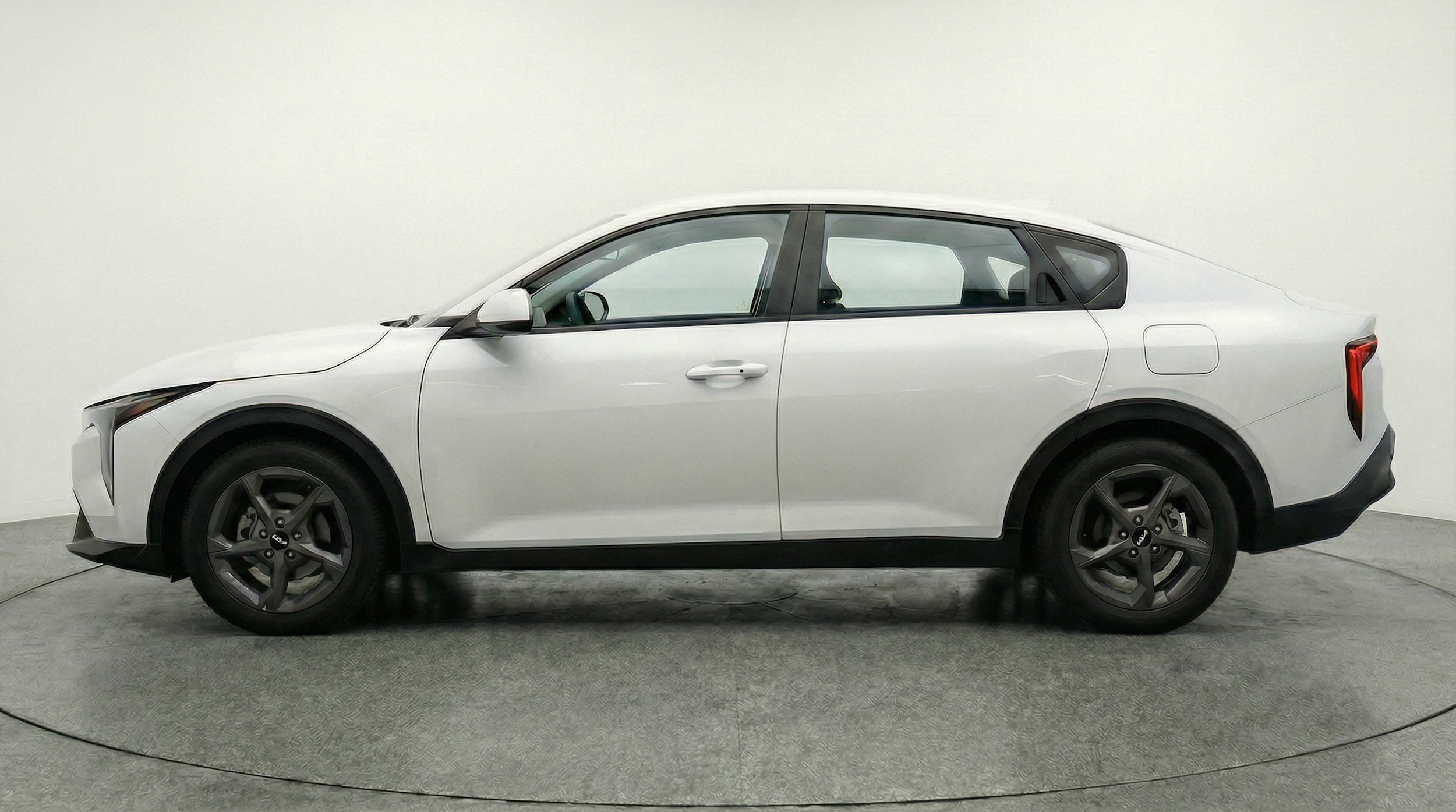 Thumbnail: 2025 Kia K4 - 4