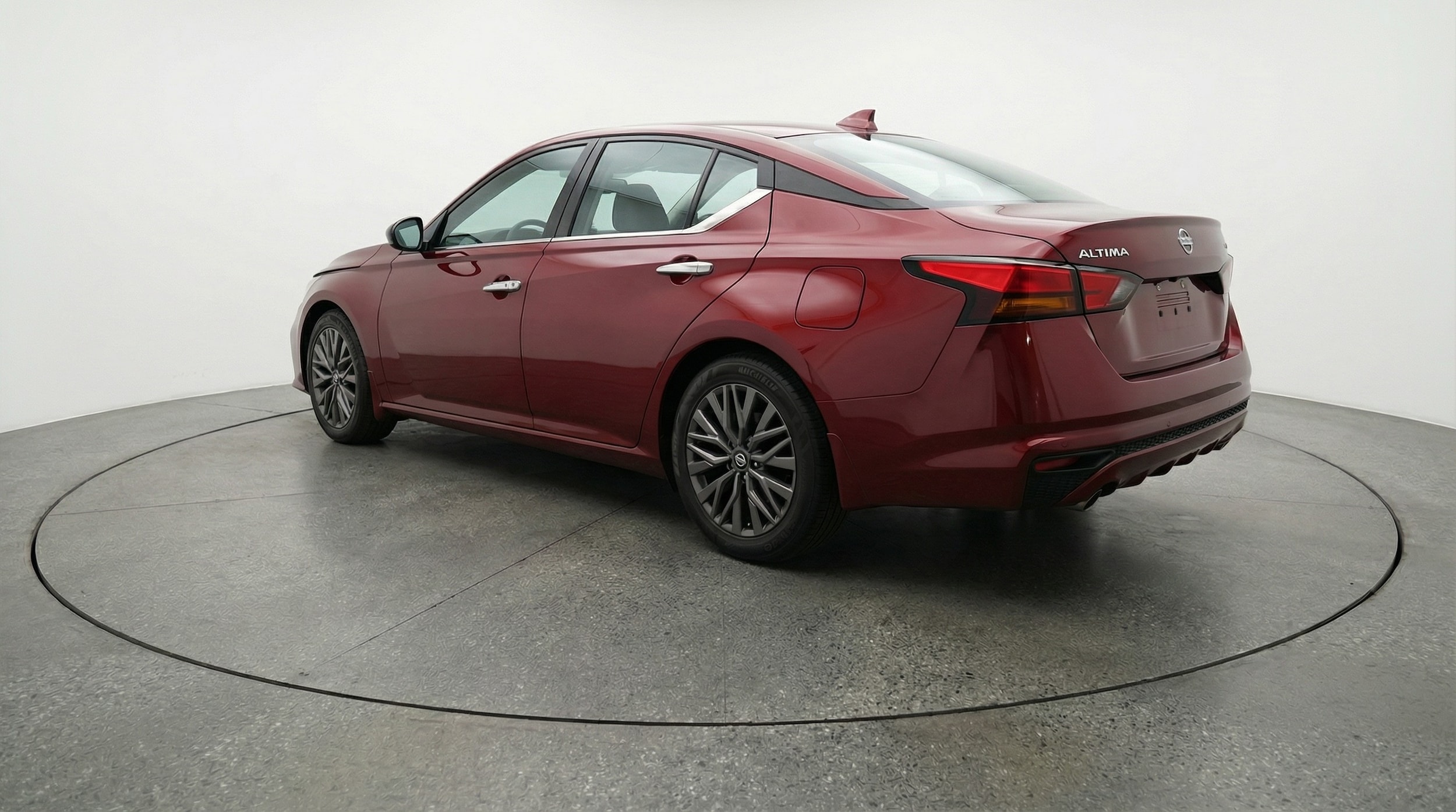 Thumbnail: 2025 Nissan Altima - 5