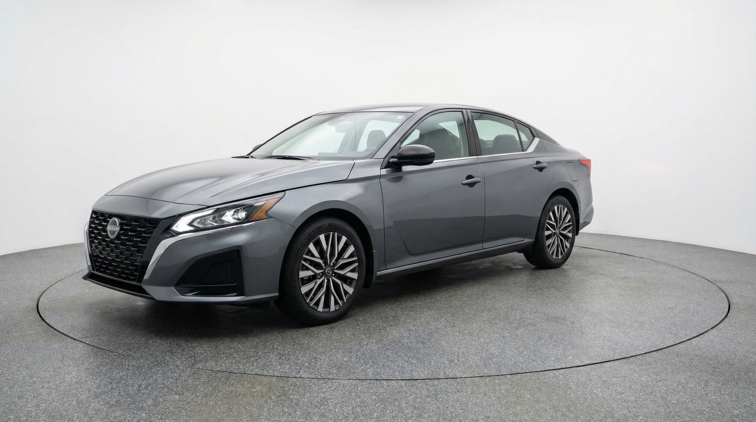 Thumbnail: 2025 Nissan Altima - 3