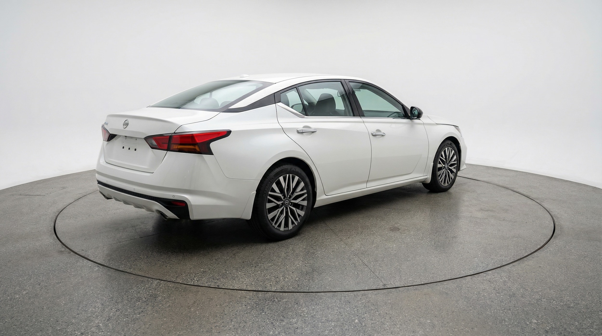 Thumbnail: 2025 Nissan Altima - 7