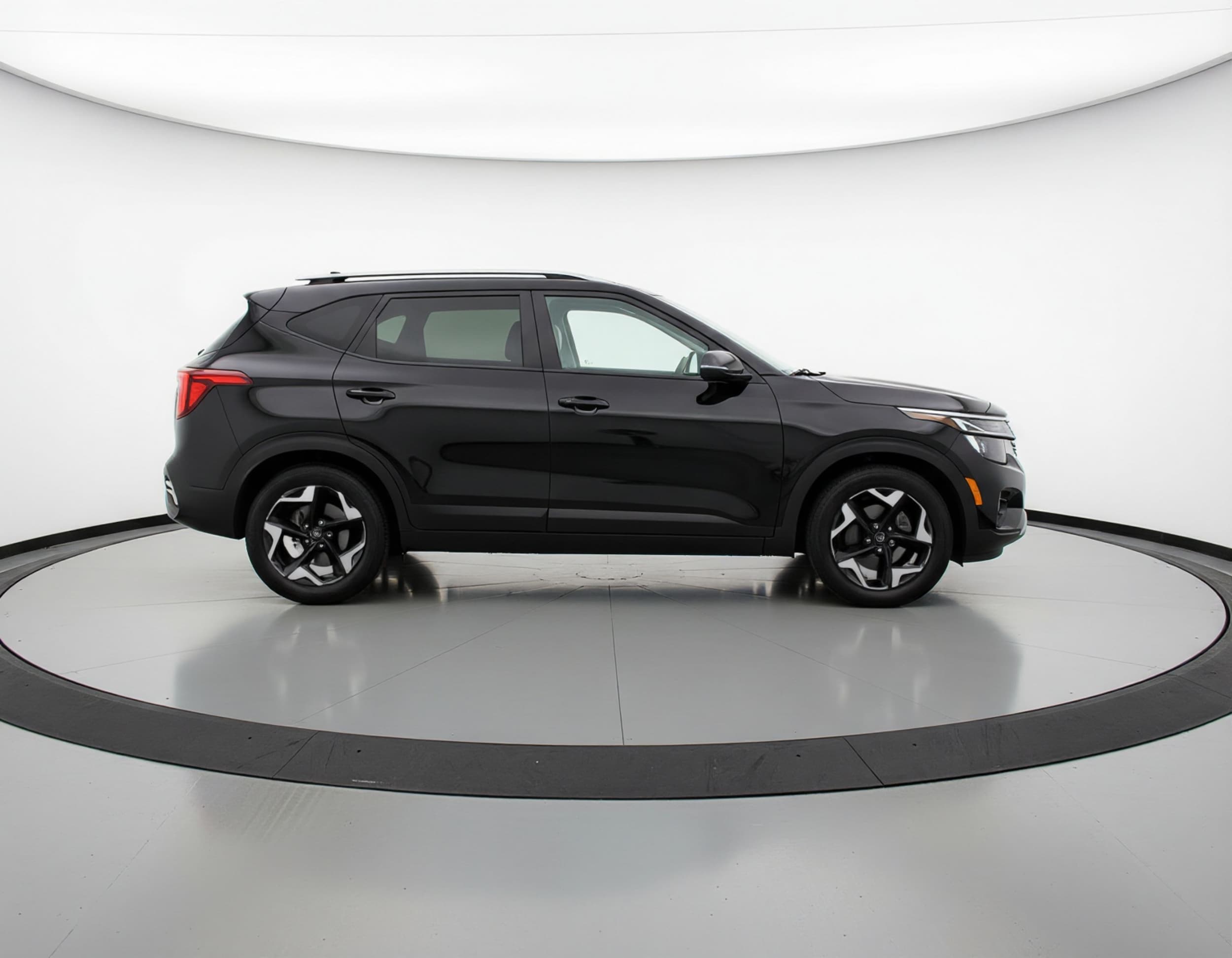 Thumbnail: 2025 Kia Seltos - 8