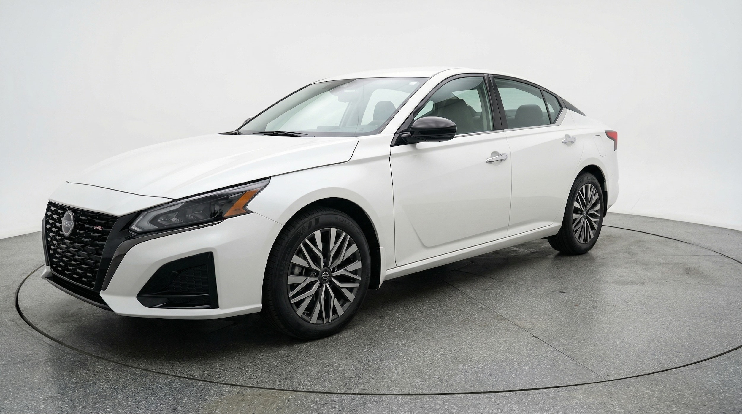 Thumbnail: 2025 Nissan Altima - 3