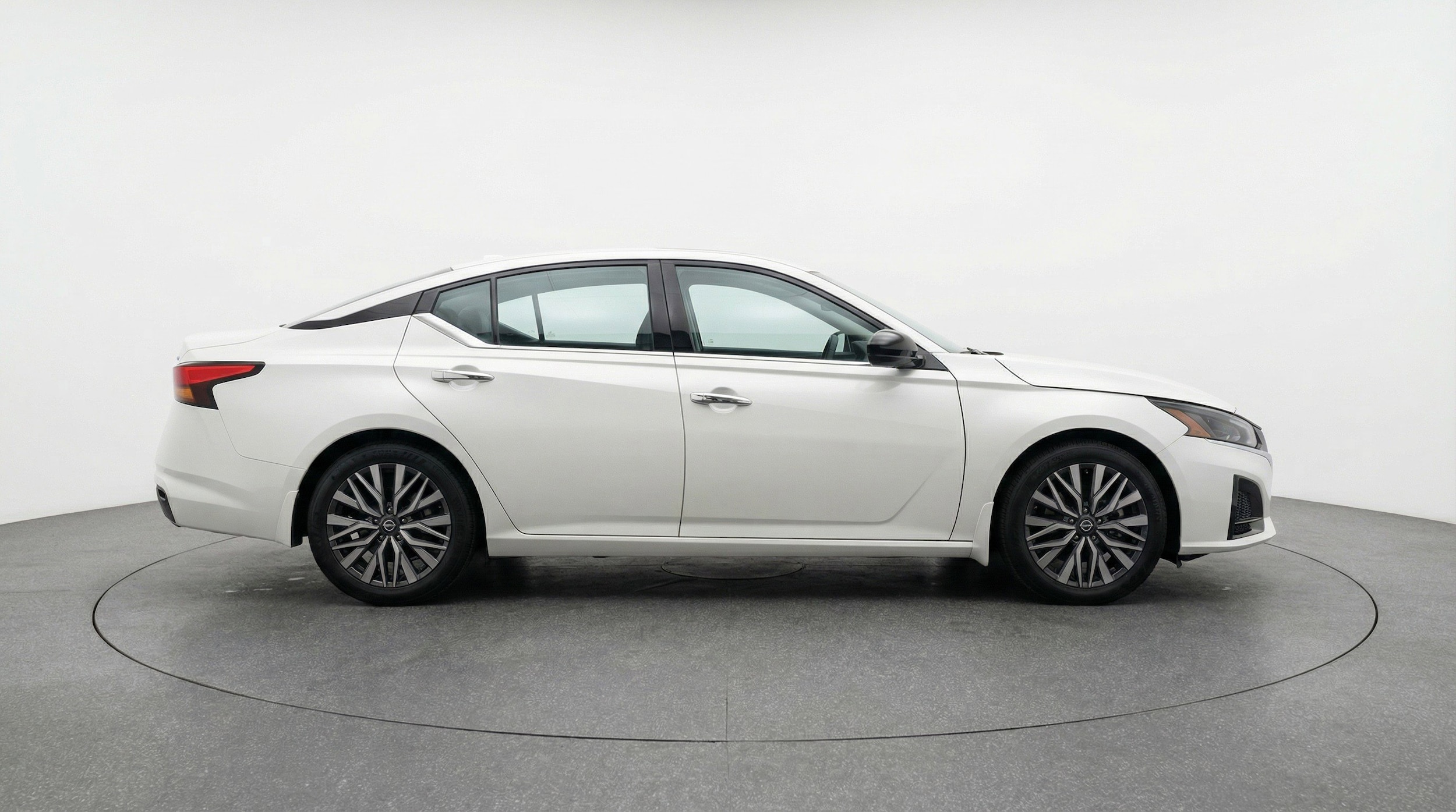 Thumbnail: 2025 Nissan Altima - 11